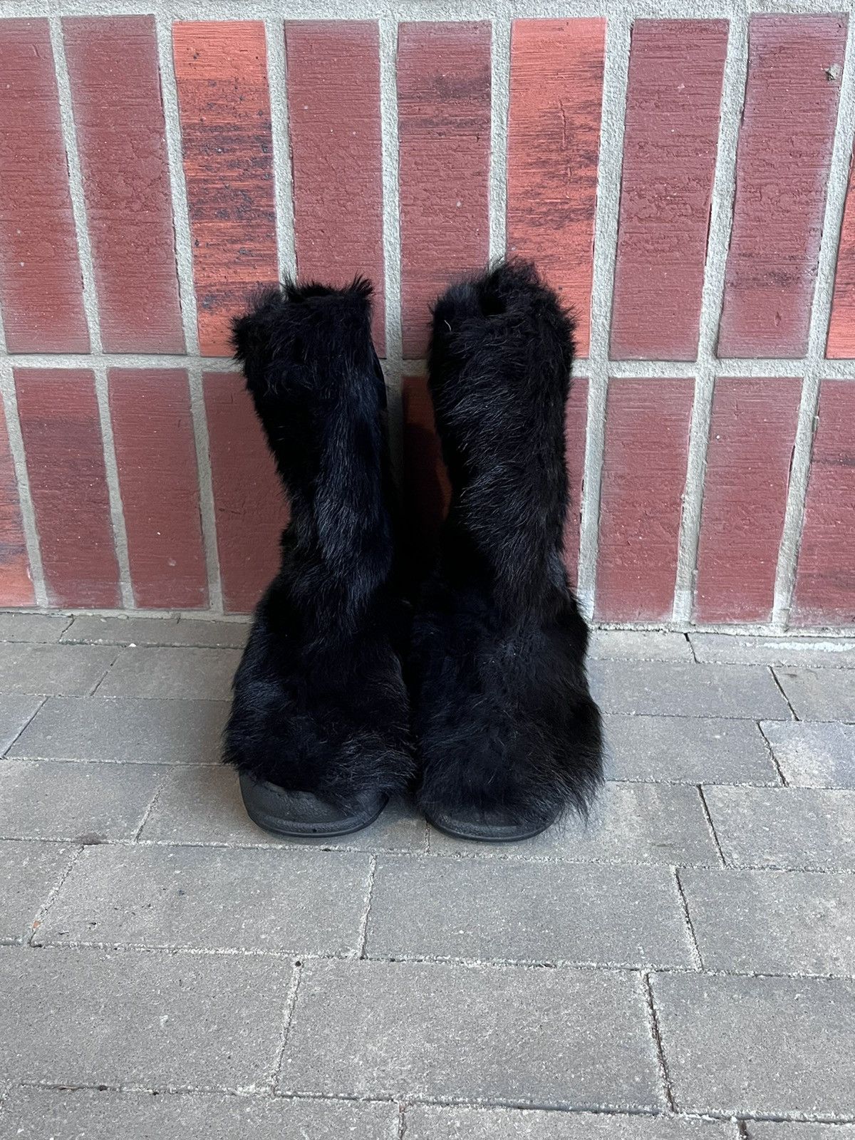 Gucci Tom Ford AW98 Goat Fur Boots Avantgarde shoes