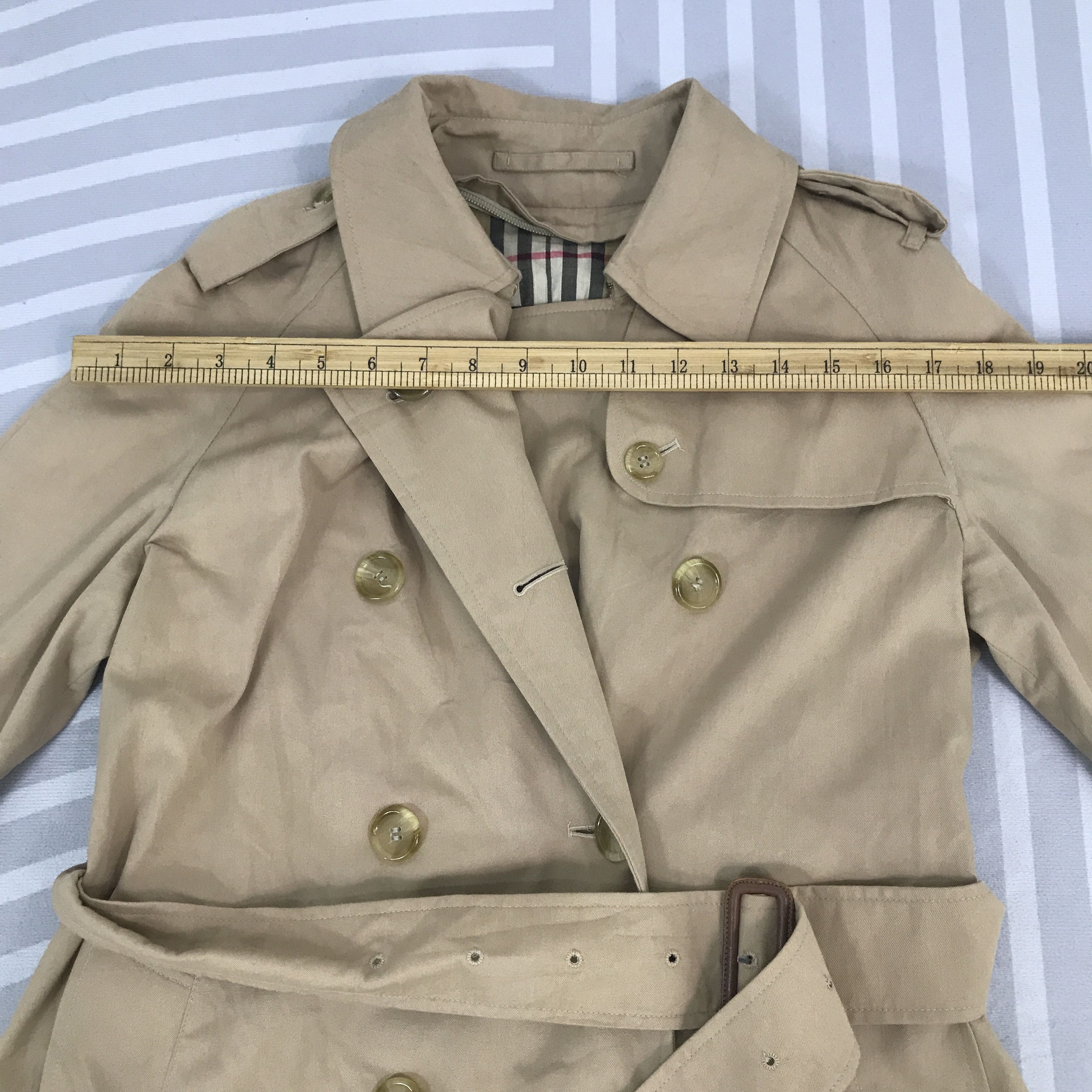 Burberry × Vintage Vintage Burberry bondage button parkas Jacket Size US M / EU 48-50 / 2 - 5 Thumbnail