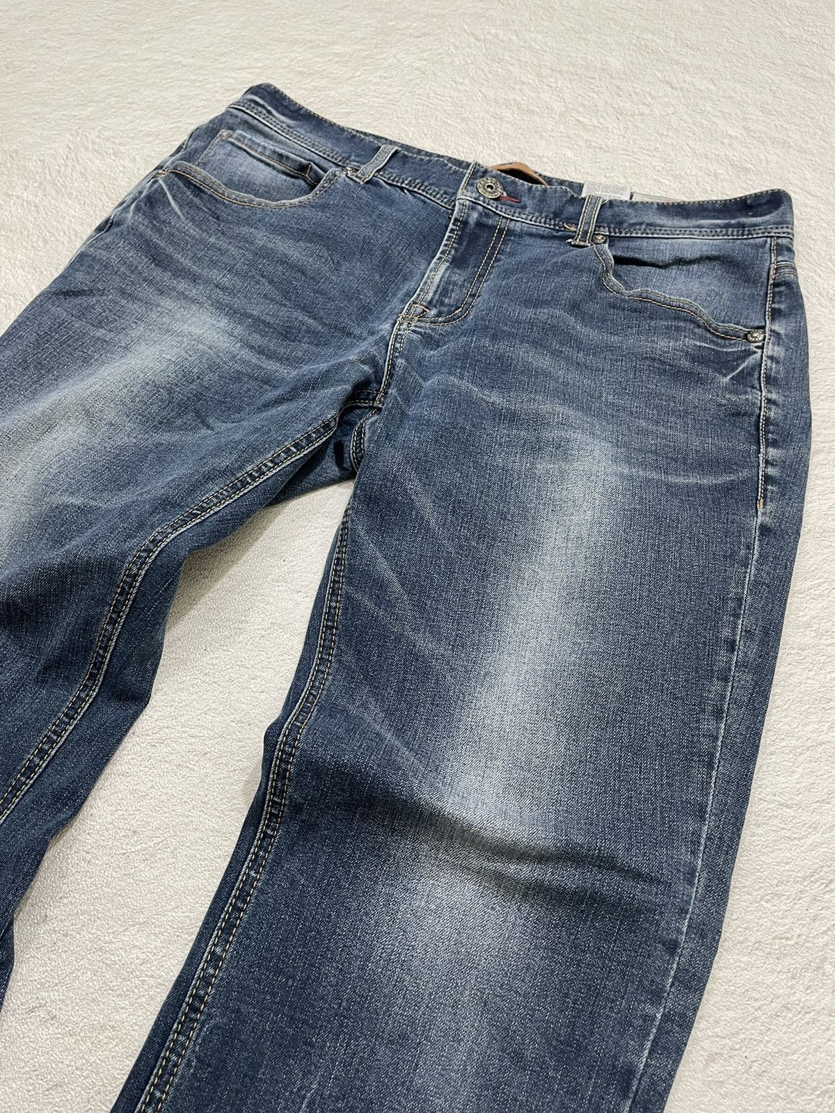Japanese Brand 2000s Buckaro Washed Blue Denim Size US 34 / EU 50 - 2 Thumbnail