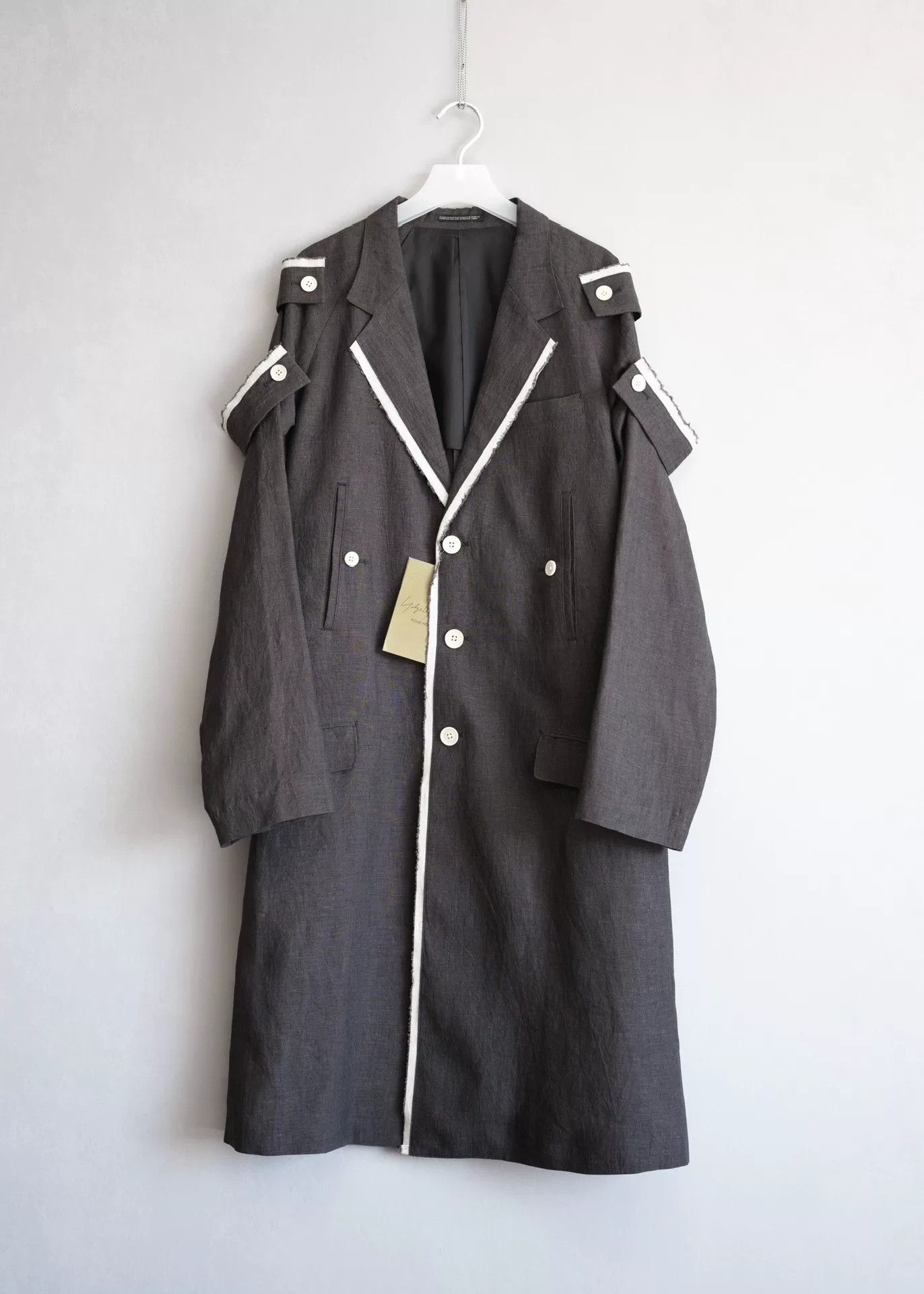Yohji Yamamoto yohji yamamoto shoulder epaulet linen coat Size US S / EU 44-46 / 1 - 1 Thumbnail
