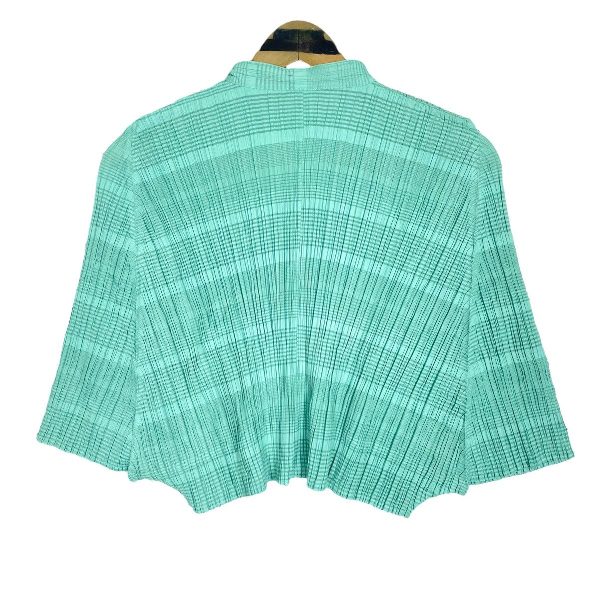 Pleats Please Issey Miyake Pleats Please Issey Miyake Button Up Crop Top Poncho Shirt Size S / US 4 / IT 40 - 12 Thumbnail