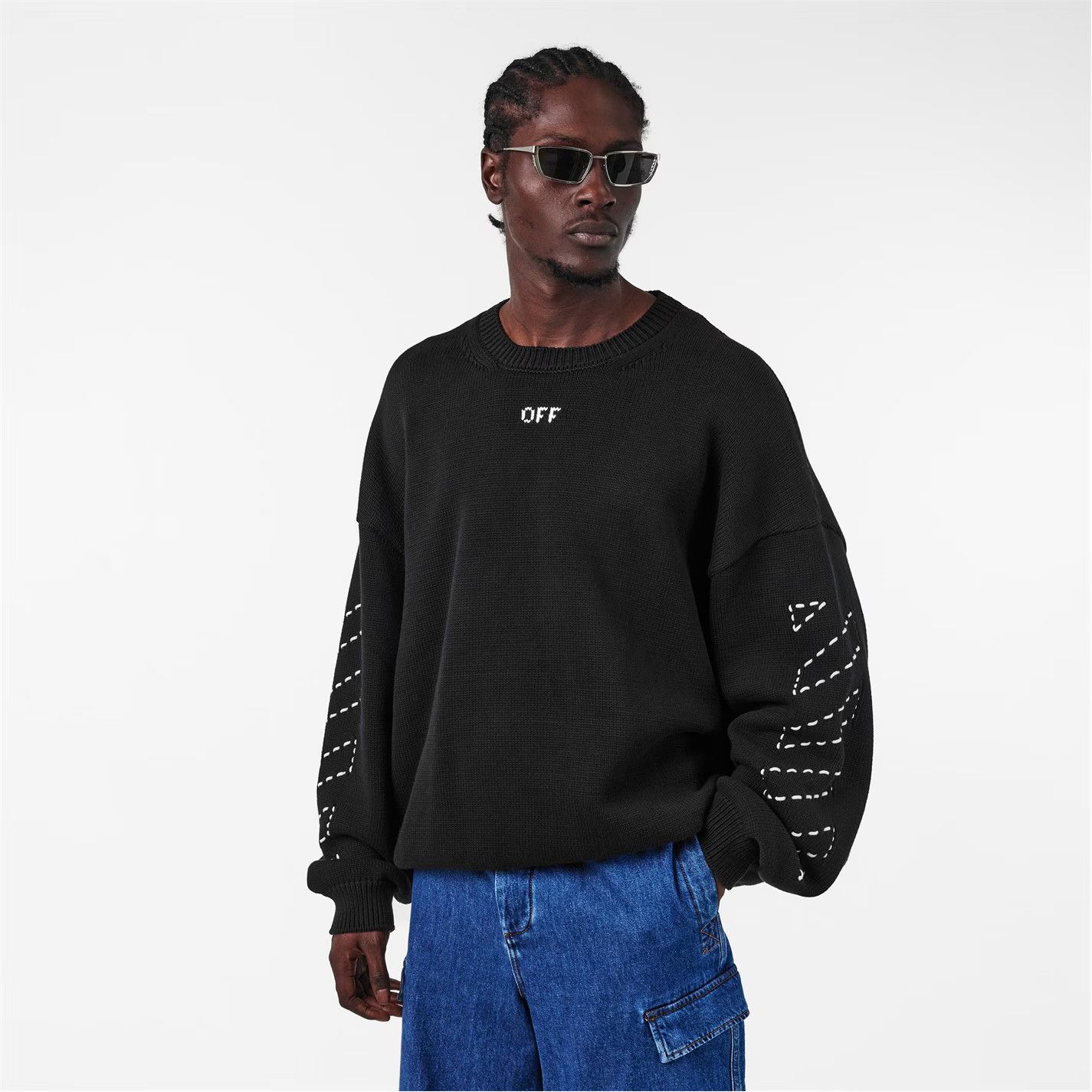 Off-White o1g2r1mq0226 Arrows Long Sleeve Crew Neck Sweatshirt Black Size US L / EU 52-54 / 3 - 3 Thumbnail