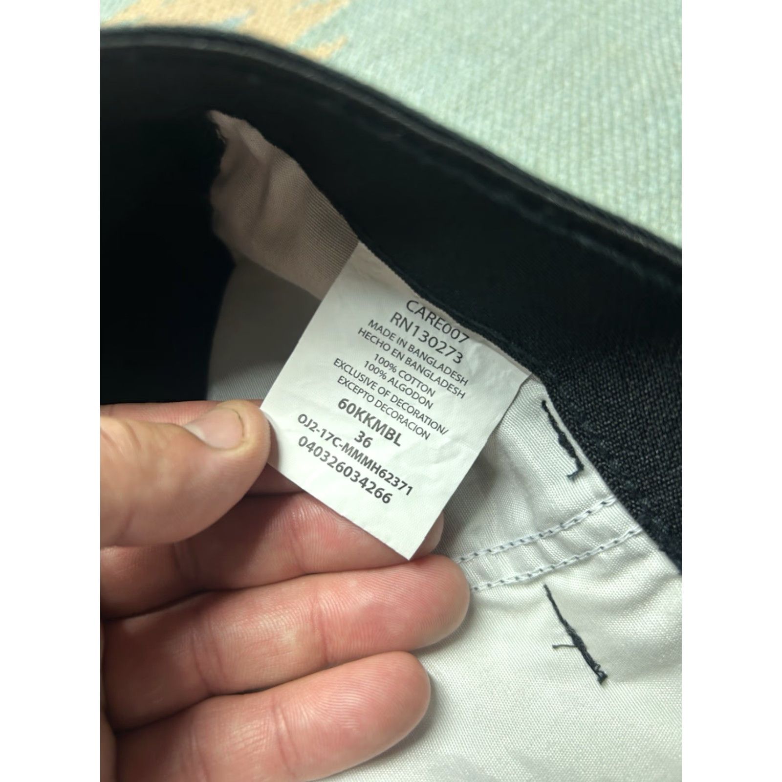 Wrangler VINTAGE Wrangler Cargo Shorts Black Cotton Twill Mens 36 Utility Pockets Skater Chino 10.5” Inseam 23” Outseam 36”? Size US 36 / EU 52 - 4 Thumbnail