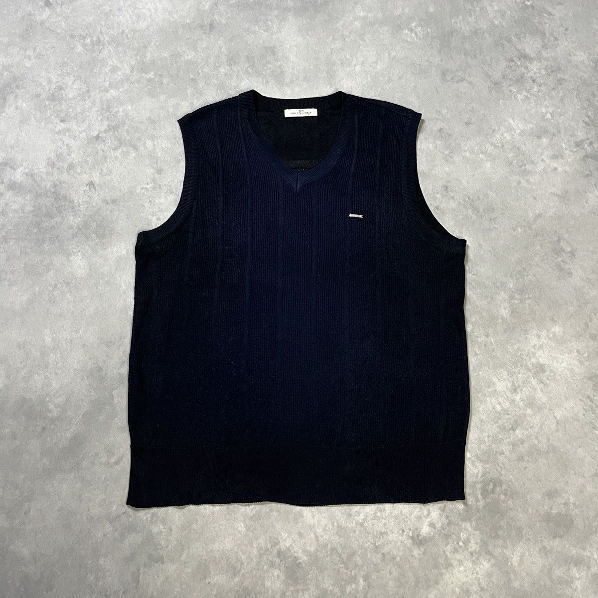 Balenciaga Vintage Vest Knitwear Balenciaga Paris Big Logo Size US L / EU 52-54 / 3 - 2 Thumbnail