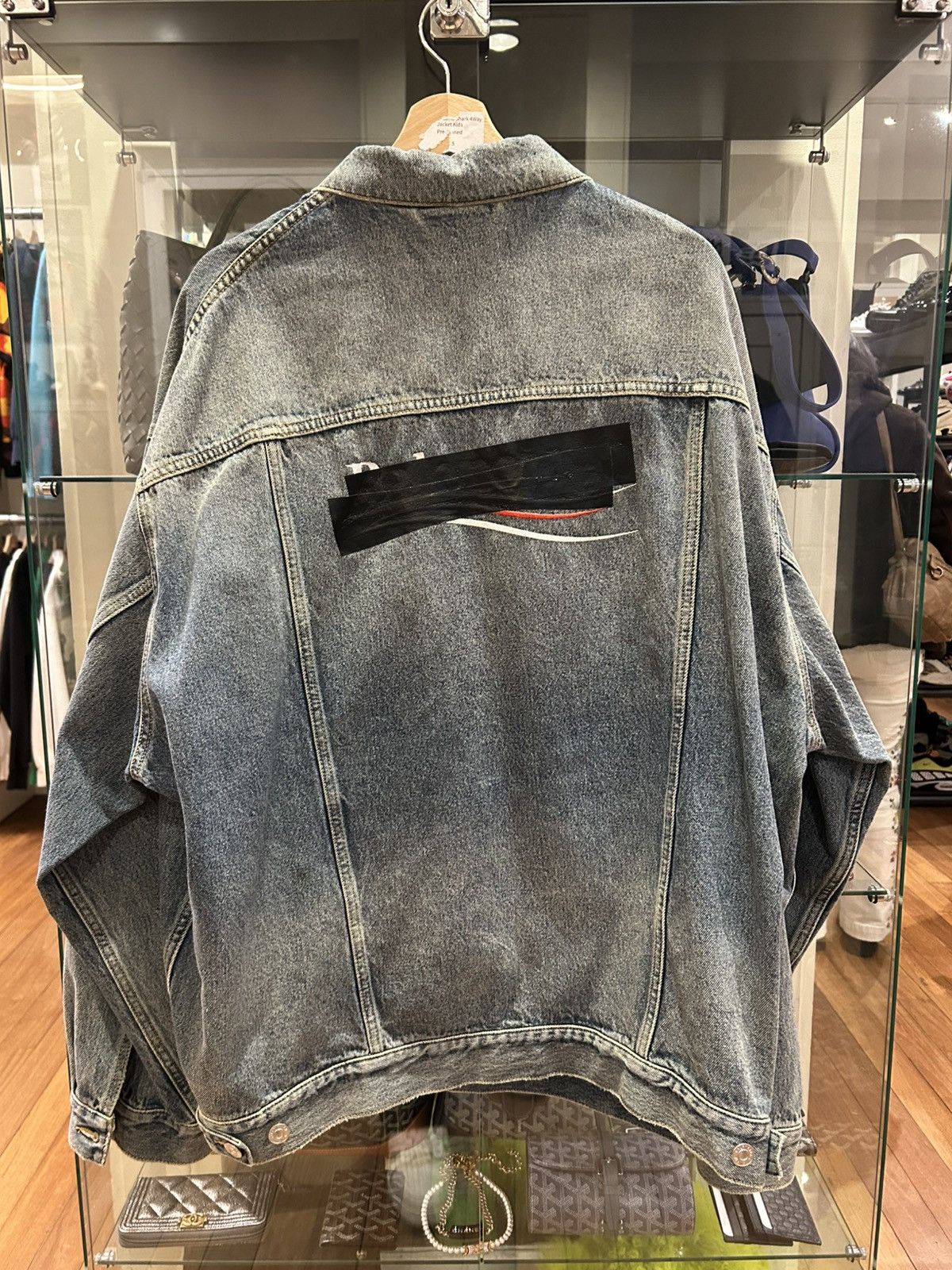 Balenciaga Balenciaga Oversized Light Wash Denim Jacket Size US M / EU 48-50 / 2 - 2 Thumbnail