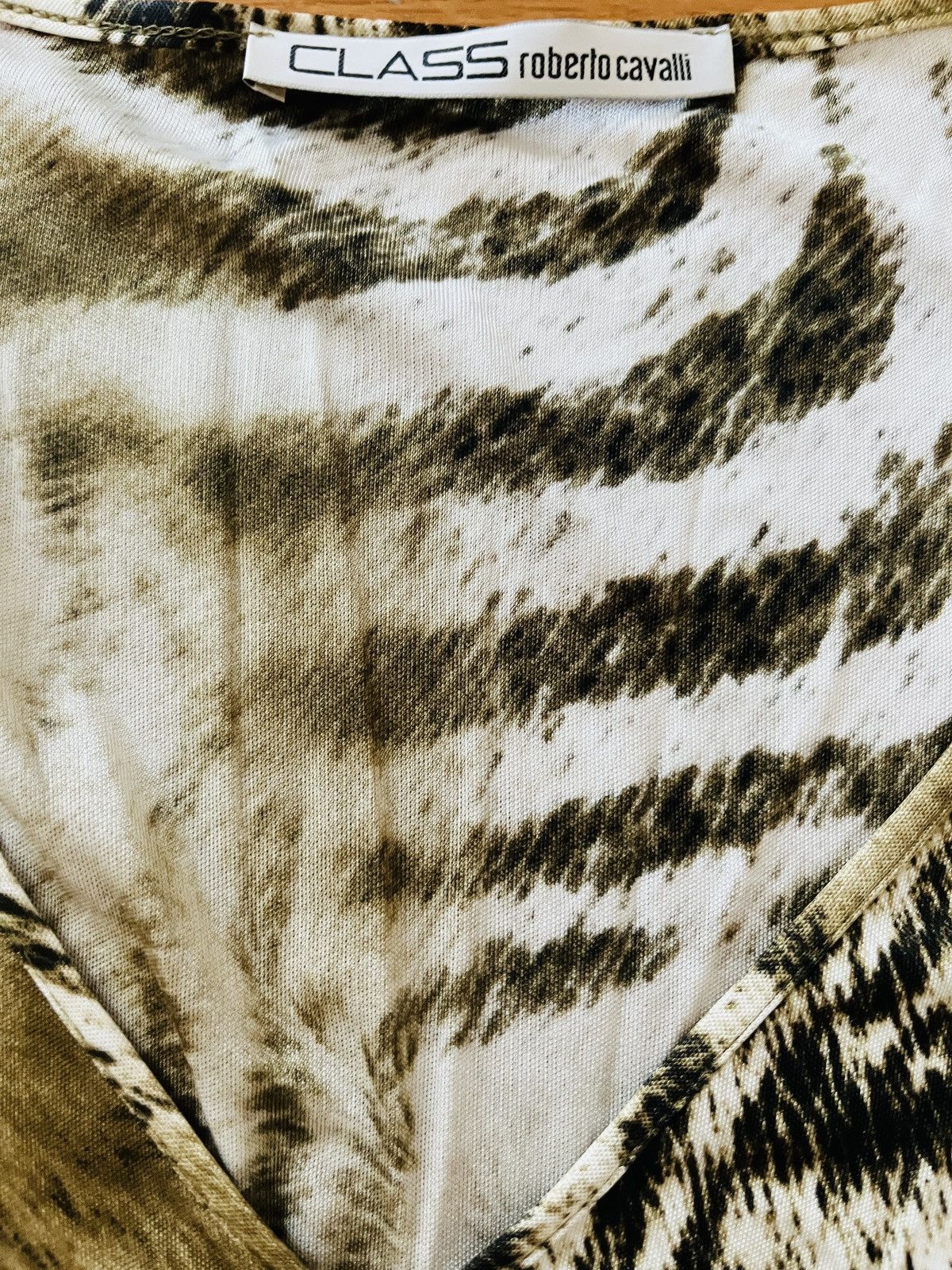 Cavalli Class Roberto Cavalli Printed safari blouse & Diagonal Skirt Size M / US 6-8 / IT 42-44 - 4 Thumbnail