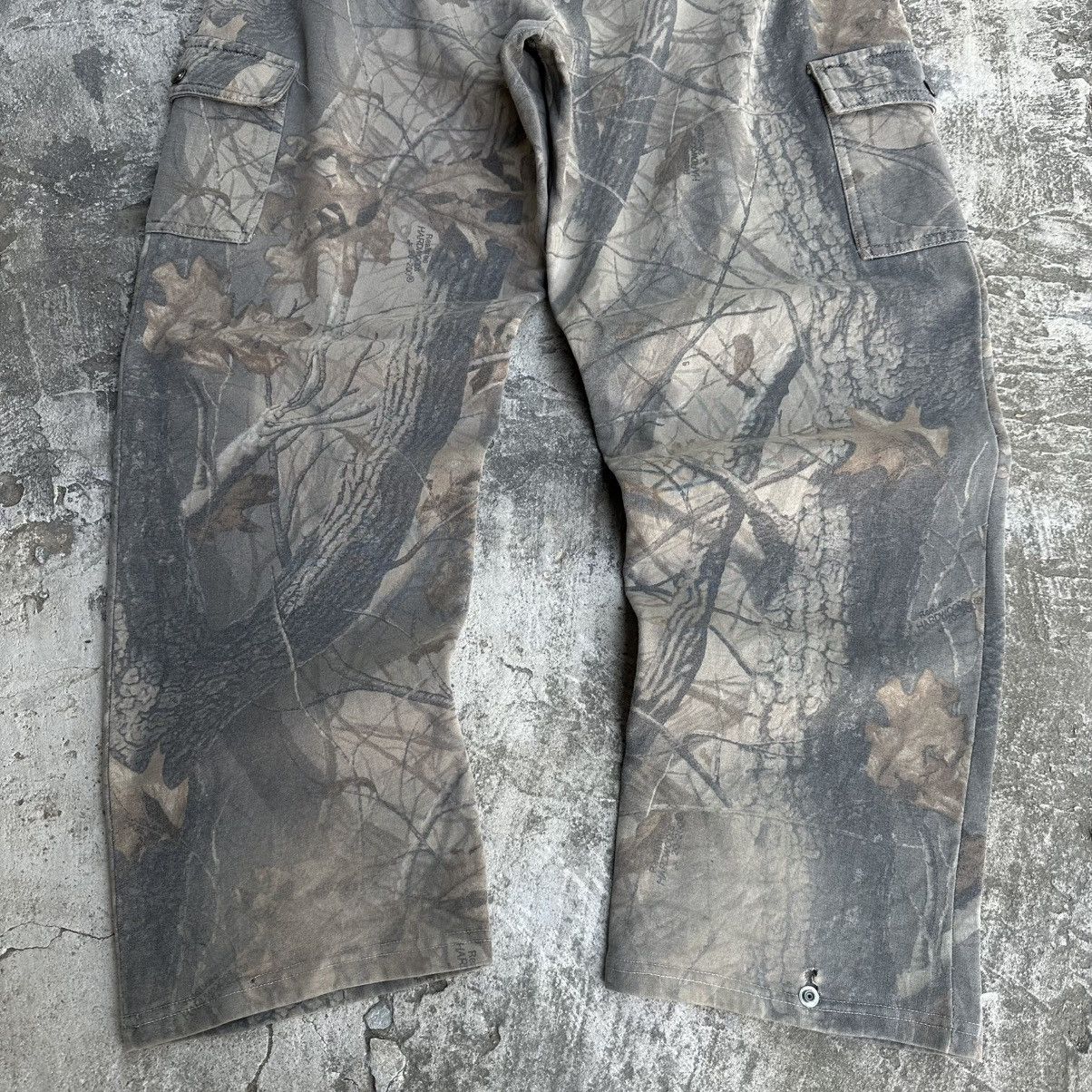 Wrangler (28-40x30) Crazy Vintage Y2K Real-tree Camo Carhartt Style Size US 32 / EU 48 - 10 Thumbnail