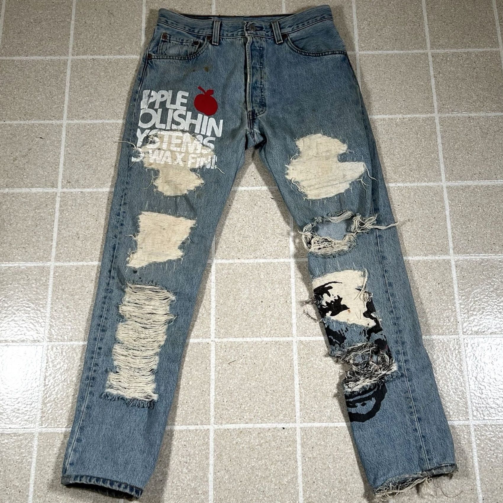 Levi's VTG Levi's 501 Jeans Mens Light Blue Denim Straight Button Fly USA 28x28 Jeans Mens Size US 28 / EU 44 - 2 Thumbnail