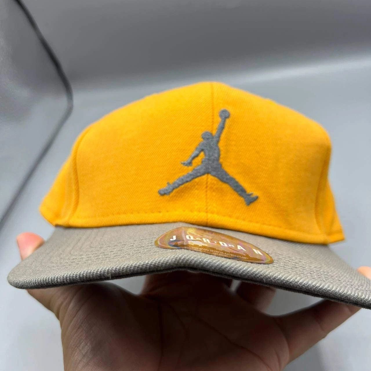 Jordan Brand Air Jordan Hat Men Embroidered Jumpman Snap Back Cap Size ONE SIZE - 2 Thumbnail