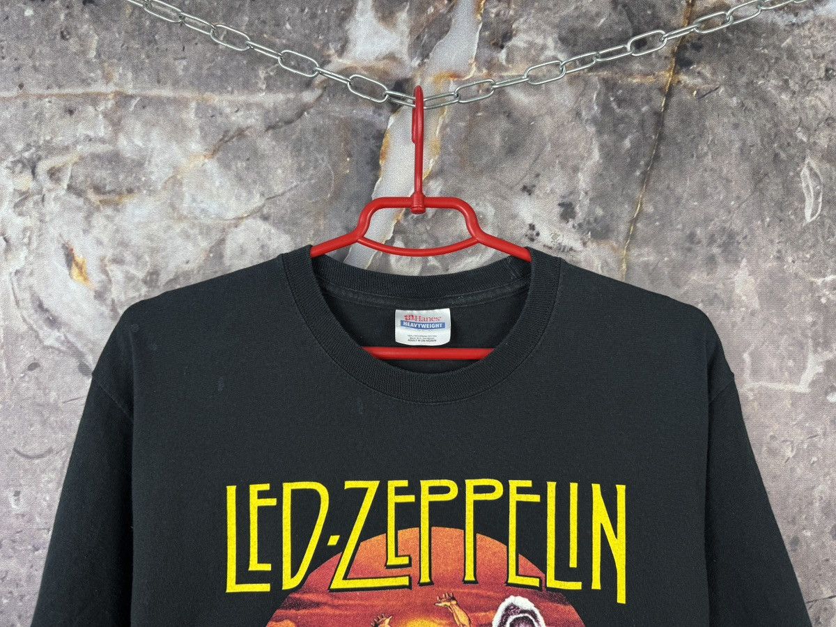 Hanes Men’s Led Zeppelin U.S. Tour 1975 T-Shirt Rock Band Size M Size US M / EU 48-50 / 2 - 2 Thumbnail