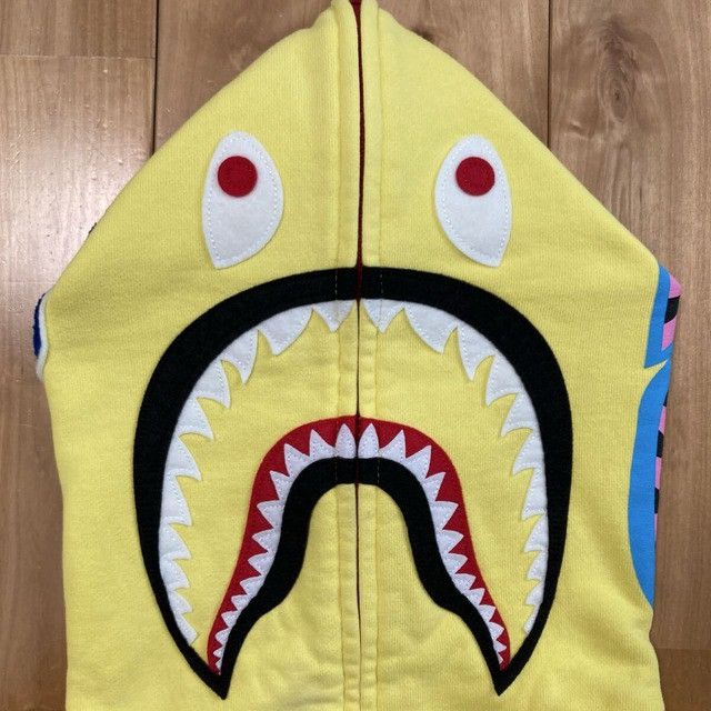 Bape 2010 BAPE Neon Shark Full Zip Hoodie a bathing ape NIGO Size US M / EU 48-50 / 2 - 4 Thumbnail