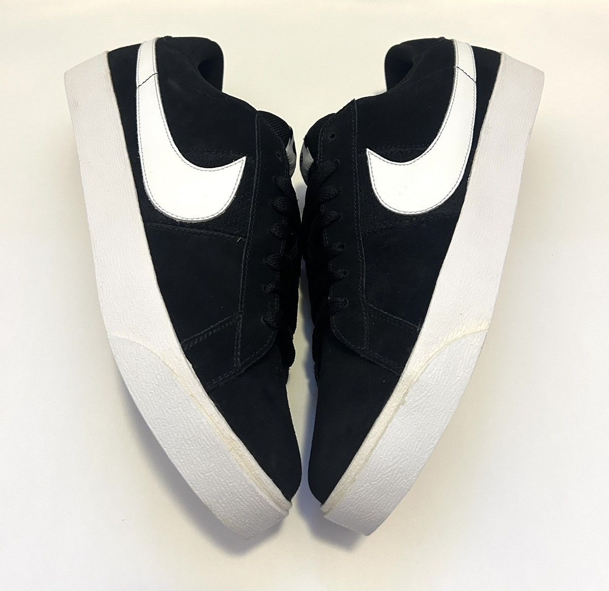 Nike Nike SB Blazer Low CS ‘Black’ (415593 001) Shoes Size: 13 M Size US 13 / EU 46 - 2 Thumbnail