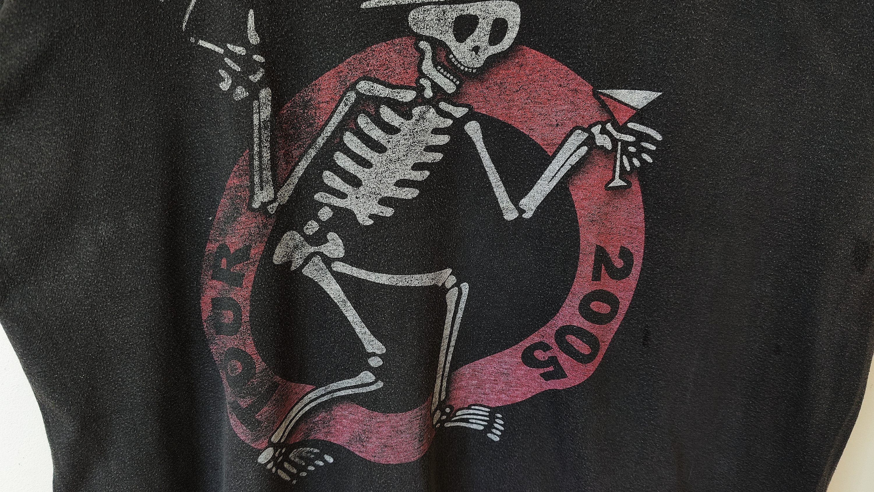 Band Tees × Vintage Social Distortion 2005 Tour Punk Rock VTG Vintage Tshirt Size US L / EU 52-54 / 3 - 4 Thumbnail