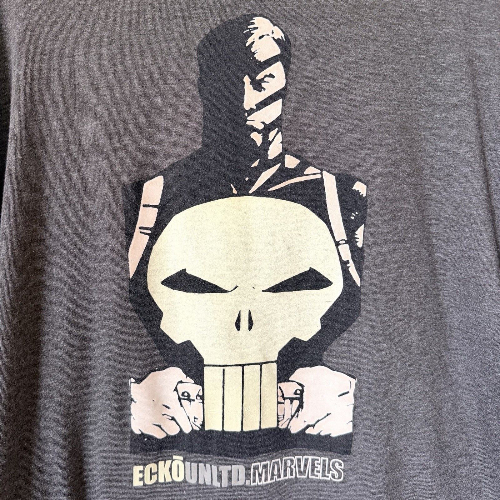 Ecko Unltd. Ecko Unltd Marvel Punisher Skull Glow In The Dark T Shirt Size US L / EU 52-54 / 3 - 5 Thumbnail