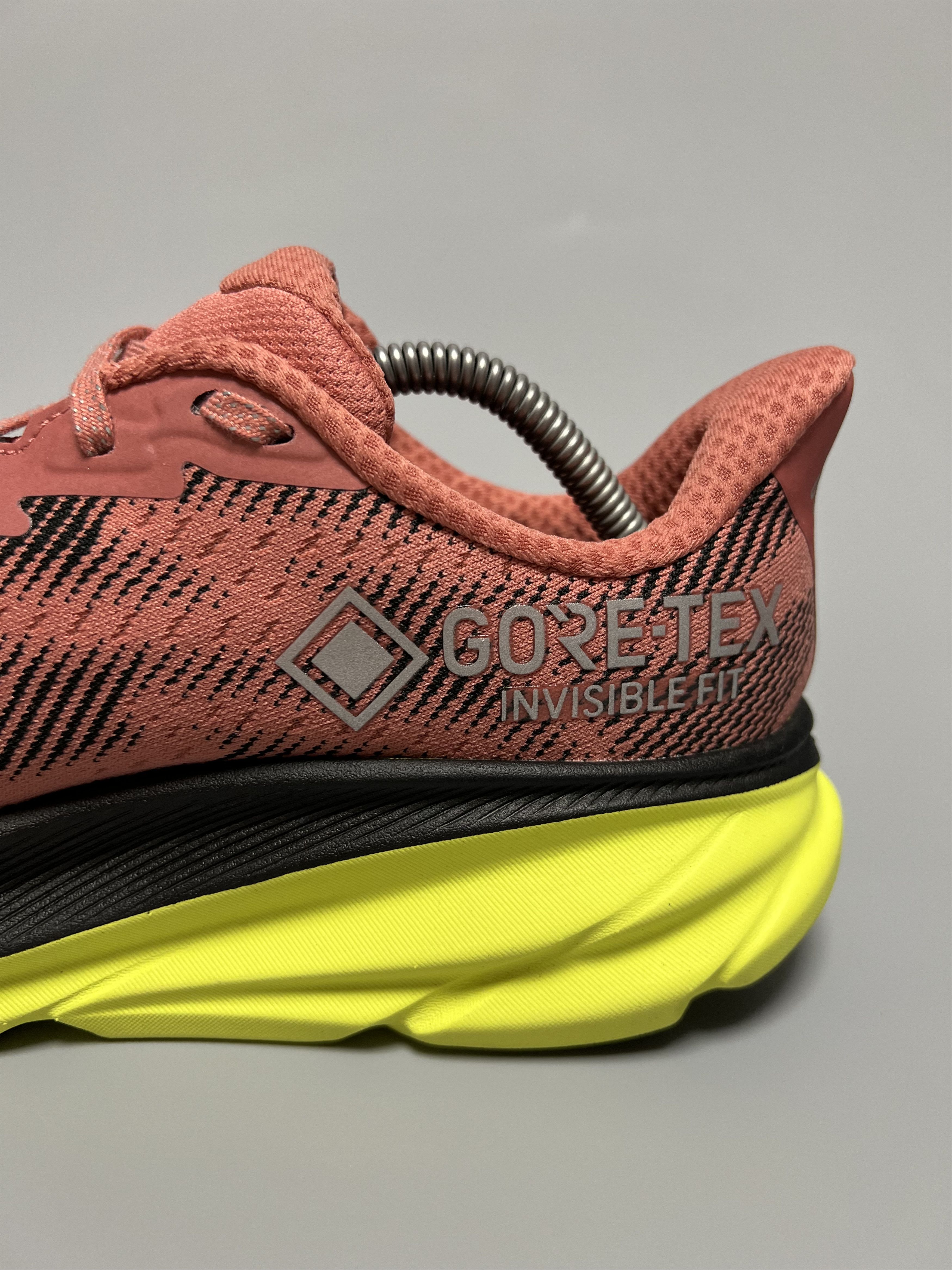 Hoka Hoka One One Clifton 9 GTX TS Gore-Tex Running Shoes Size US 8 / EU 41 - 12 Thumbnail