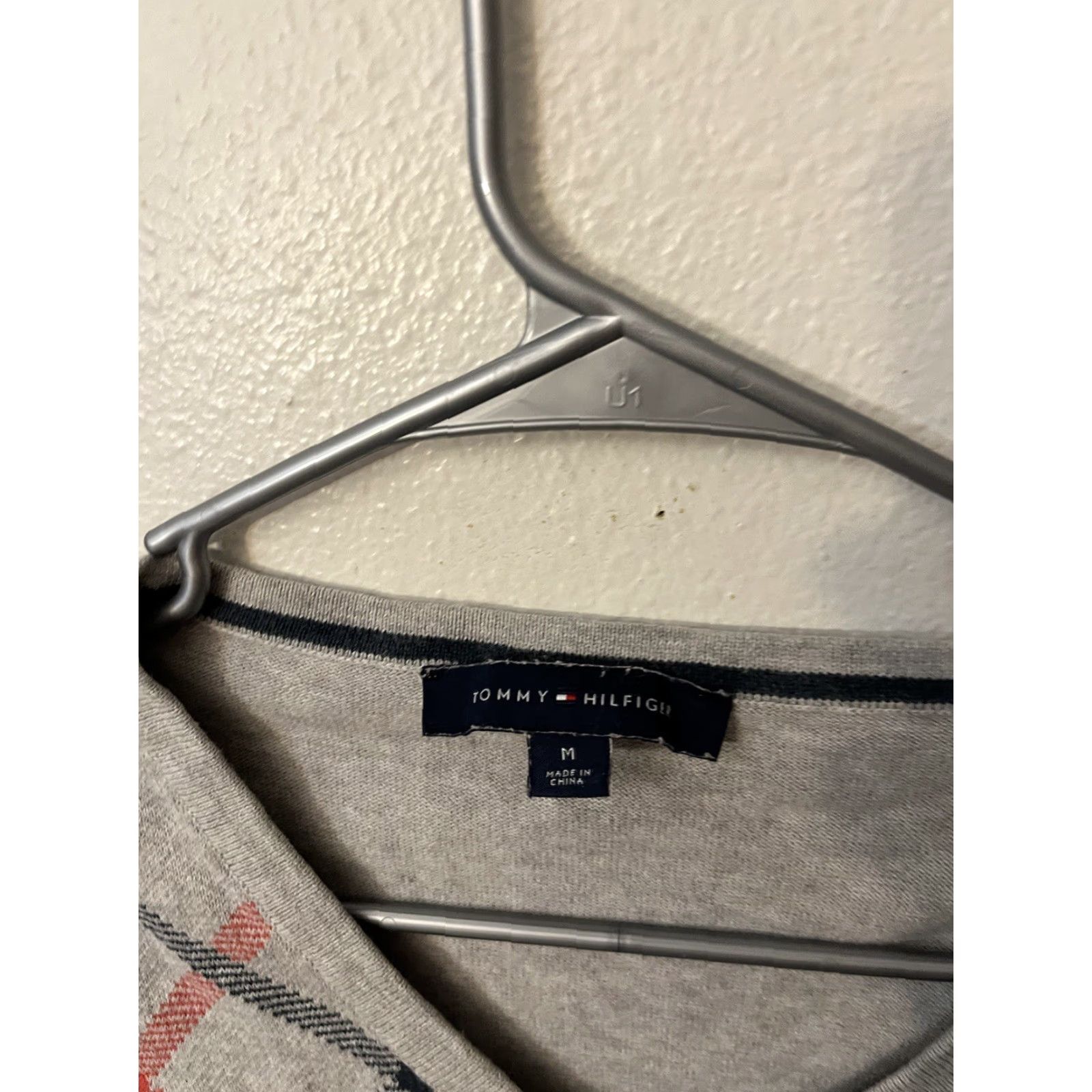 Tommy Hilfiger Tommy Hilfiger Argyle Sweater Women’s Size Medium Size M / US 6-8 / IT 42-44 - 2 Thumbnail
