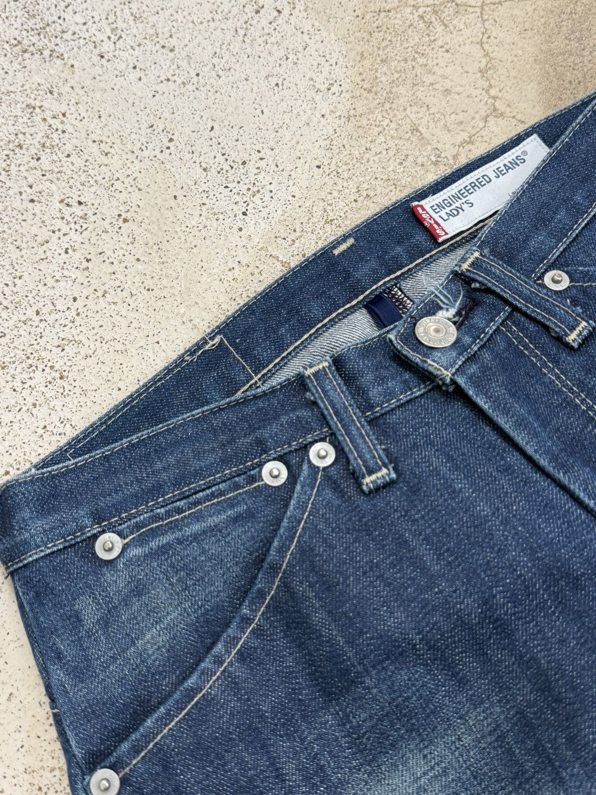 Levi's Levis Enginereed Jeans Lady’s Stonewash Denim Pants Size 27" / US 4 / IT 40 - 8 Thumbnail