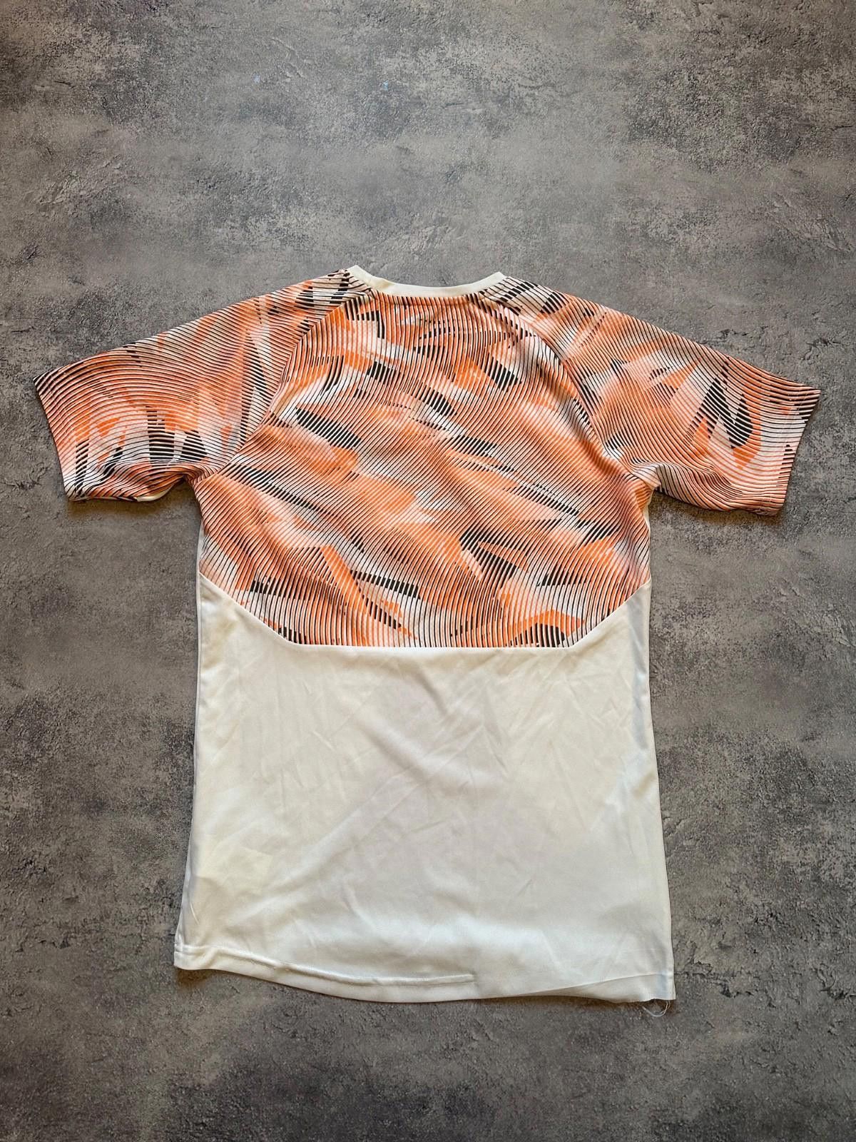 Puma 2019-20 Valencia Puma Football Soccer Training Shirt Sz S Size US S / EU 44-46 / 1 - 5 Thumbnail