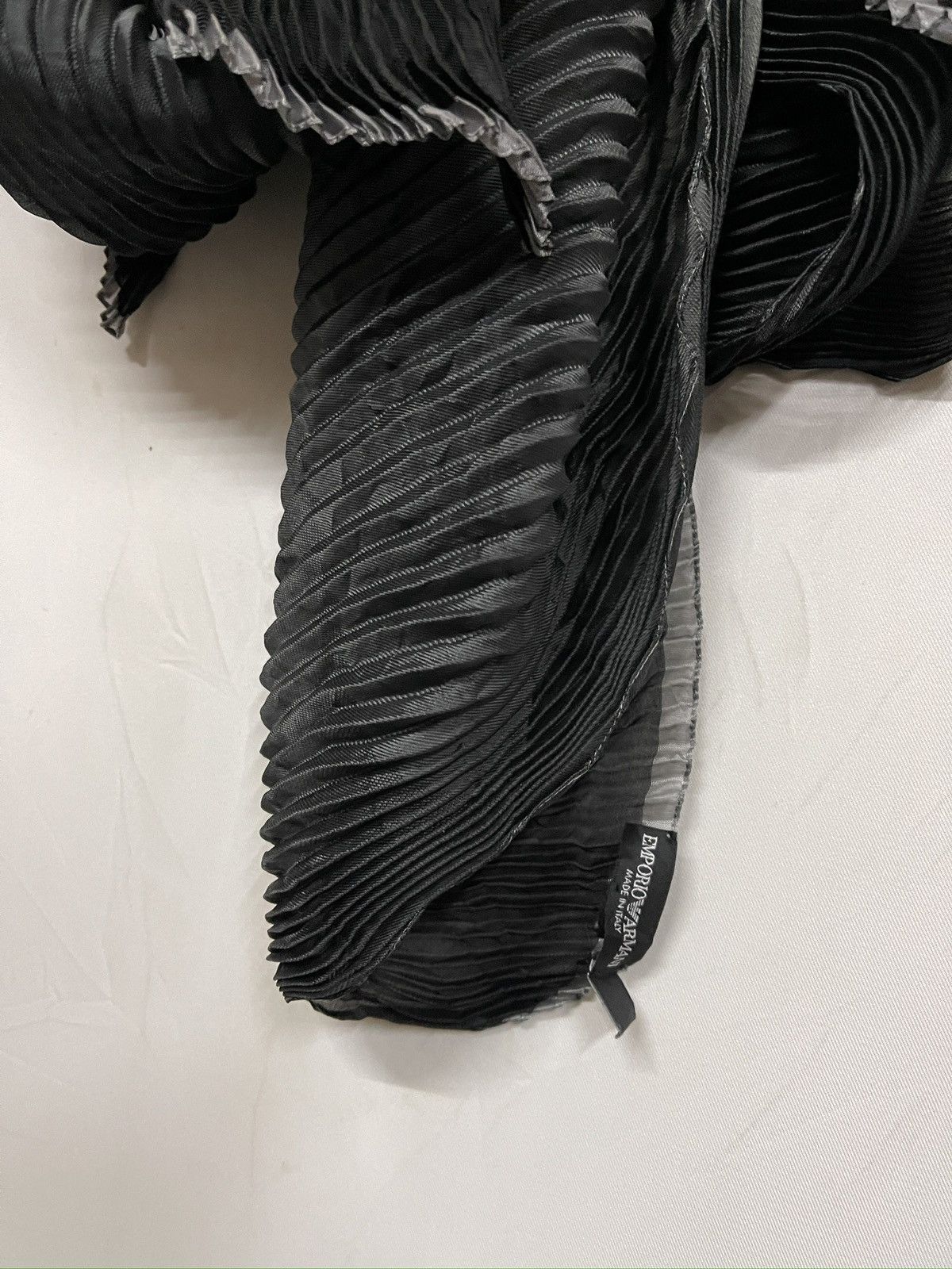 Emporio Armani EMPORIO ARMANI Pleated Stole Scarf Size ONE SIZE - 7 Thumbnail
