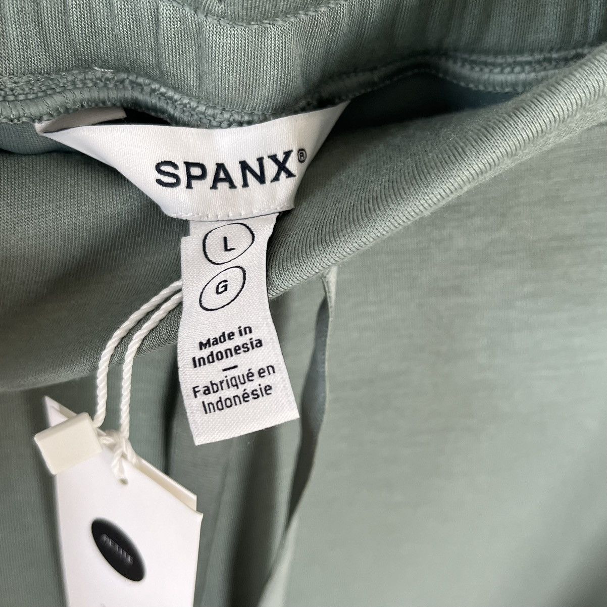 Spanx AirEssentials Wide Leg Petite Pants Size 34" / US 12 / IT 48 - 4 Thumbnail