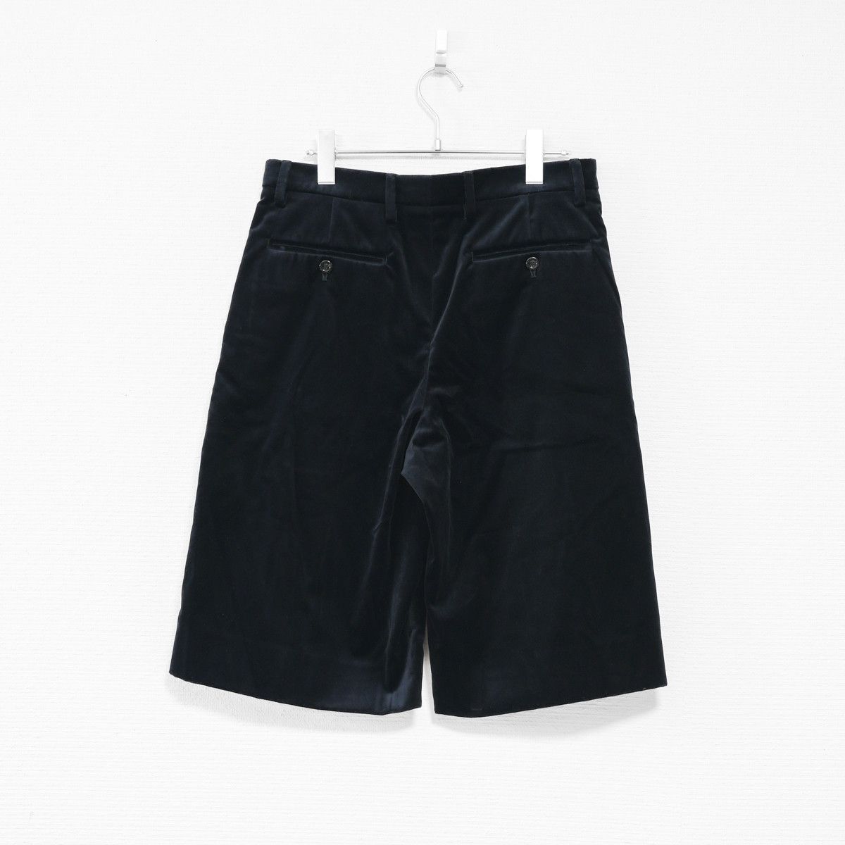 Gucci GUCCI 21ss velvet 2tuck short pants Size US 30 / EU 46 - 2 Thumbnail