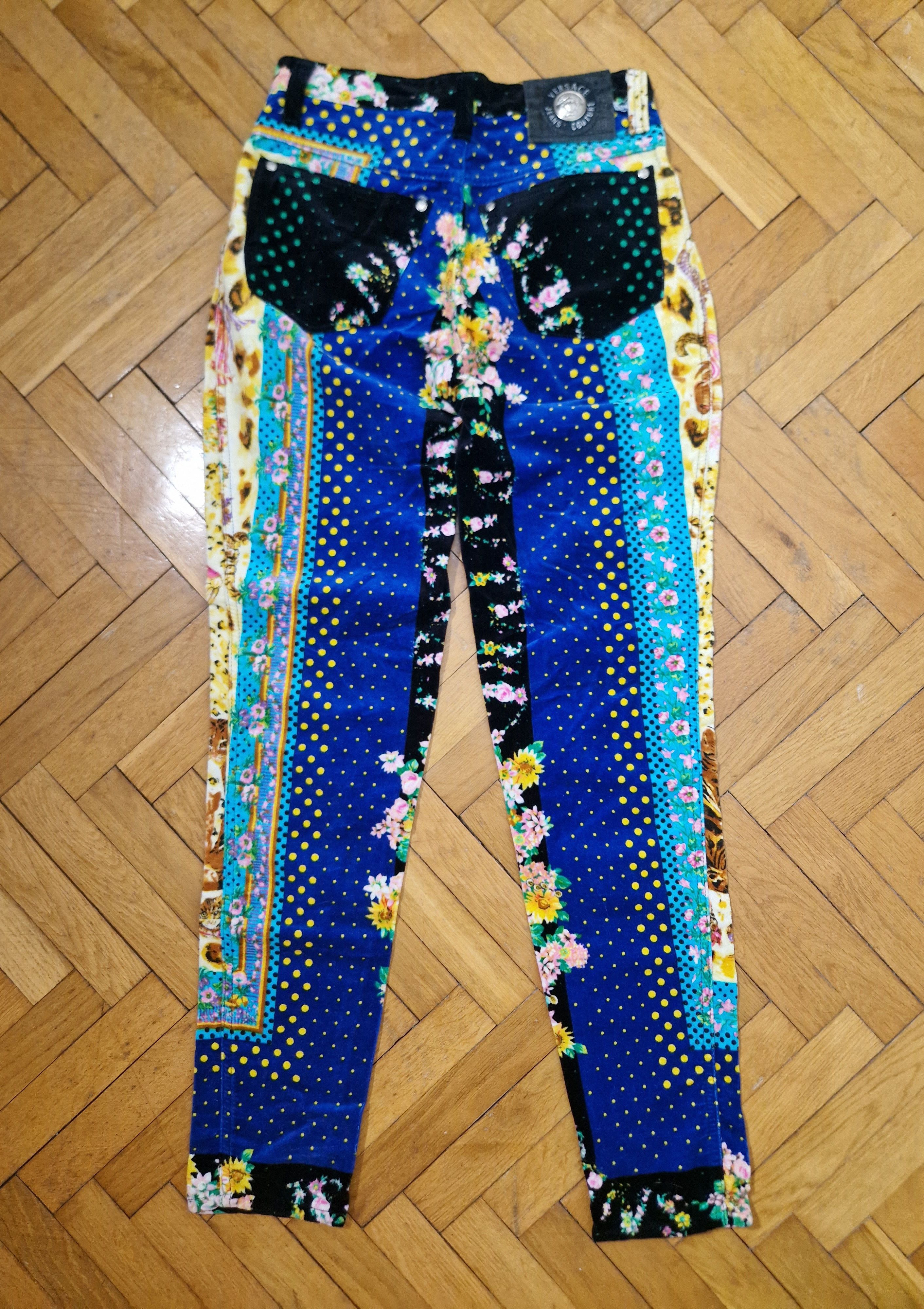 Versace Versace vintage abstract baroque velvet pants Size 26" / US 2 / IT 38 - 11 Thumbnail