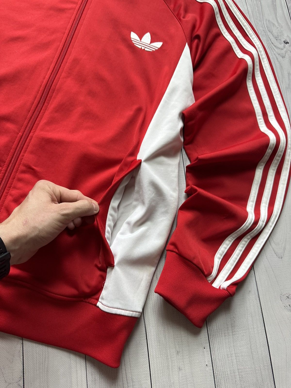 Adidas × Vintage Vintage adidas originals red logo track jacket size L Size US XL / EU 56 / 4 - 3 Thumbnail