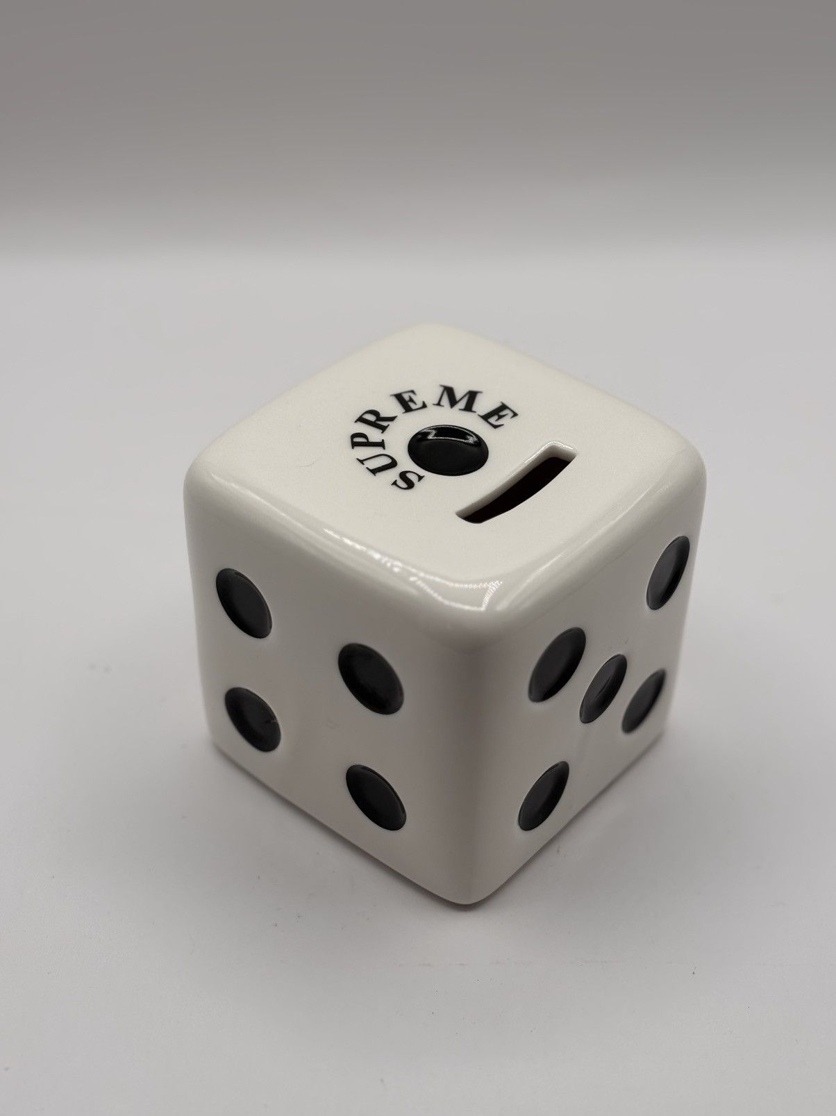 Other Supreme Ceramic Dice Piggy Bank SS11 – White Size ONE SIZE - 1 Thumbnail