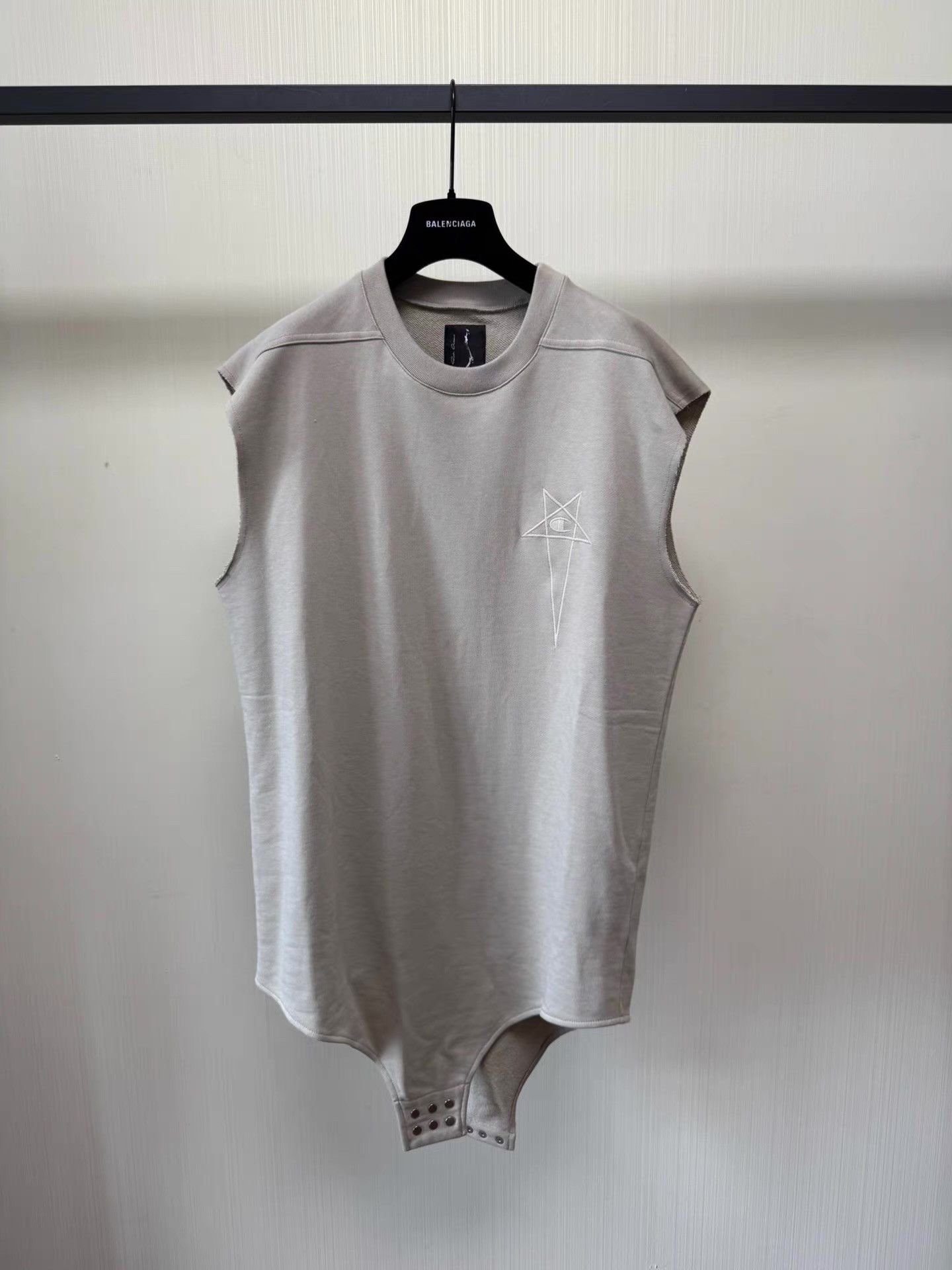 Rick Owens Rick Owens Champion collaboration tank top Q8 Size US XL / EU 56 / 4 - 1 Thumbnail