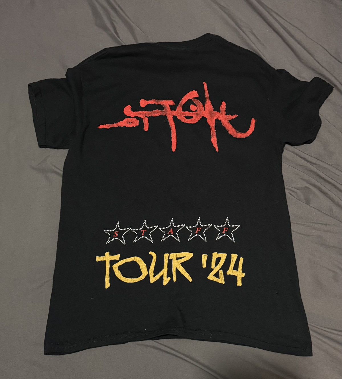 Travis Scott Travis scott rare staff tee london Size US S / EU 44-46 / 1 - 2 Thumbnail