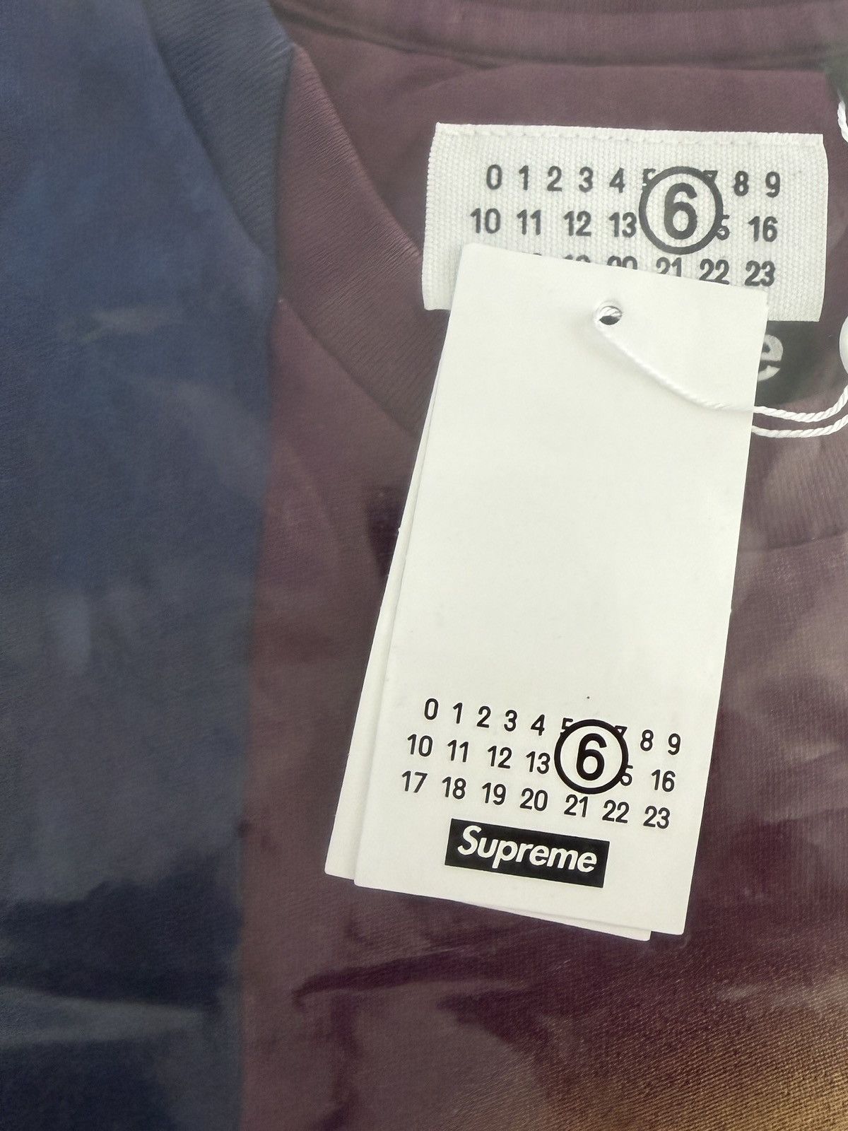 Supreme x Maison Margiela MM6 - Split S/S Top/ Tee; navy * S