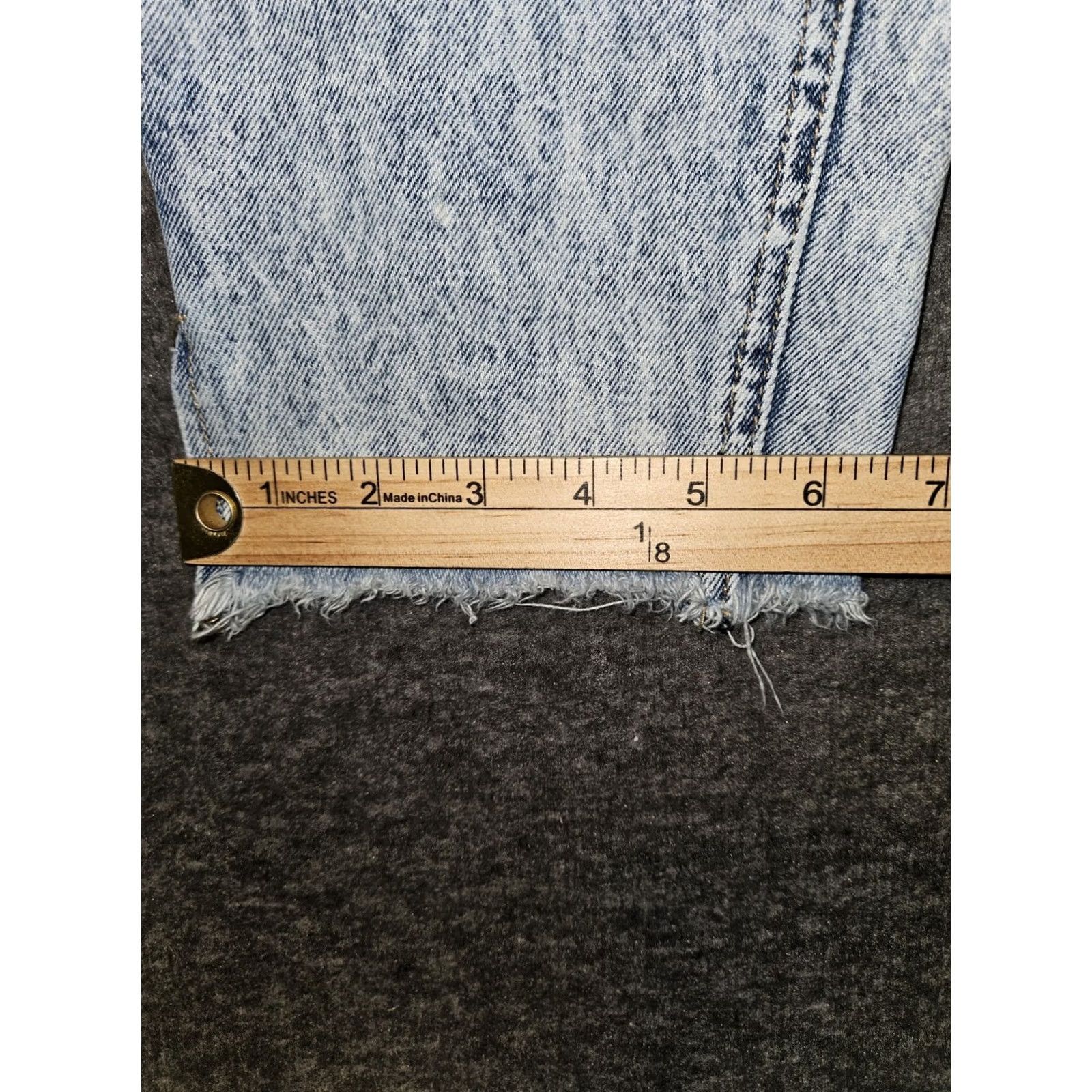 Vintage KanCan Skinny Crop Jeans Women's 9 Stonewash Mid Rise Distressed Grunge City 90s Logo Denim Jeans, Blue, Juniors, 9 Size 30" / US 8 / IT 44 - 7 Thumbnail