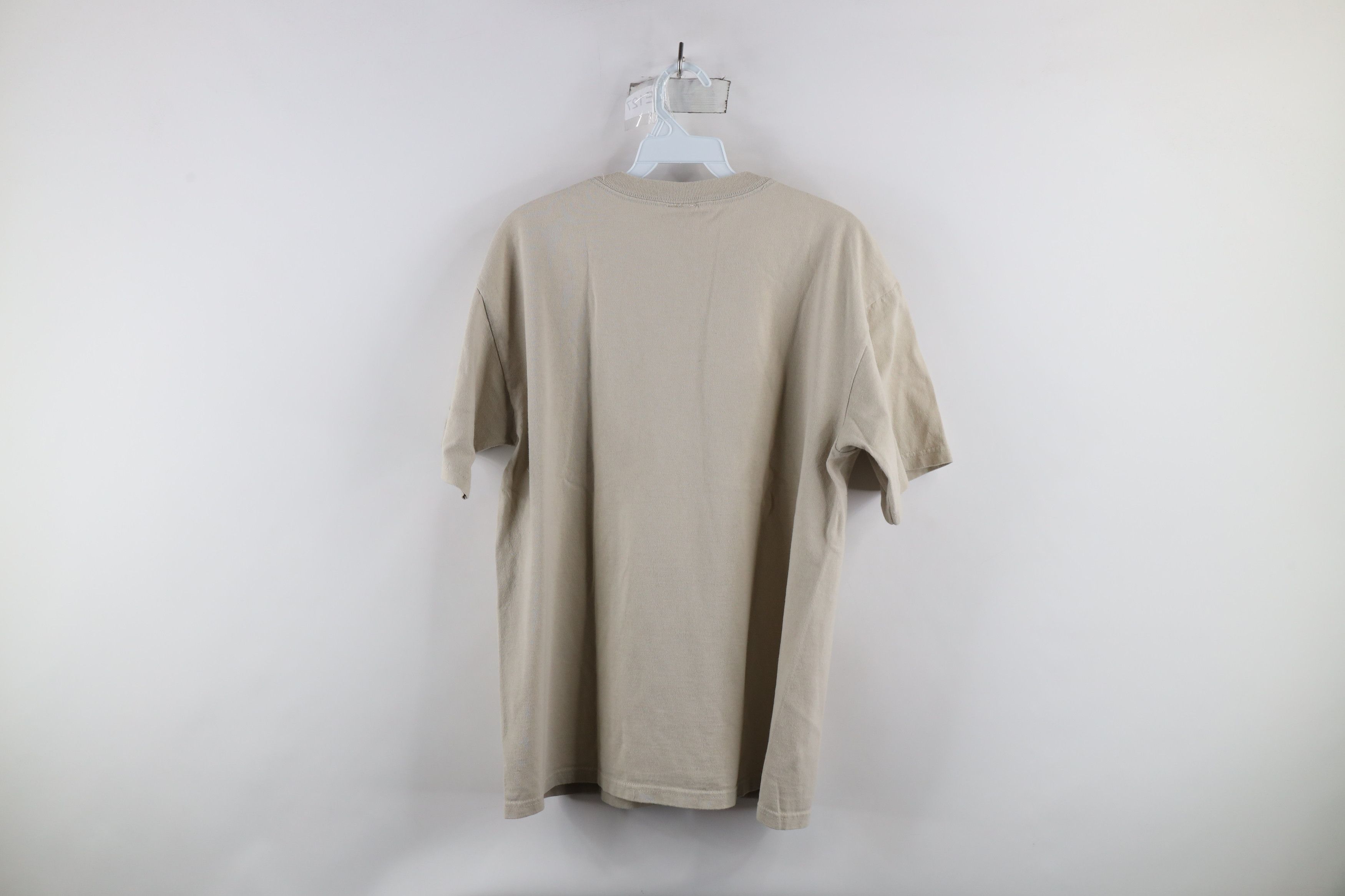 Vintage Vintage 90s Streetwear Alaska Moose Print T-Shirt Beige USA Size US M / EU 48-50 / 2 - 10 Thumbnail