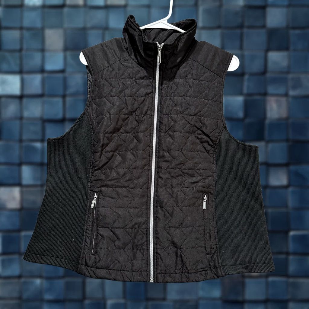 Vintage Christopher & Banks Vest Womens Large Black Quilted Sleeveless Full Zip Outdoor Size L / US 10 / IT 46 - 1 Thumbnail