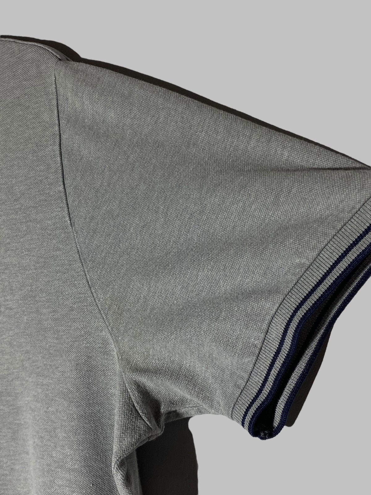 Stone Island 🔥 STONE ISLAND GREY POLO SHIRT CASUAL MILANO STREET STYLE Size US L / EU 52-54 / 3 - 9 Thumbnail