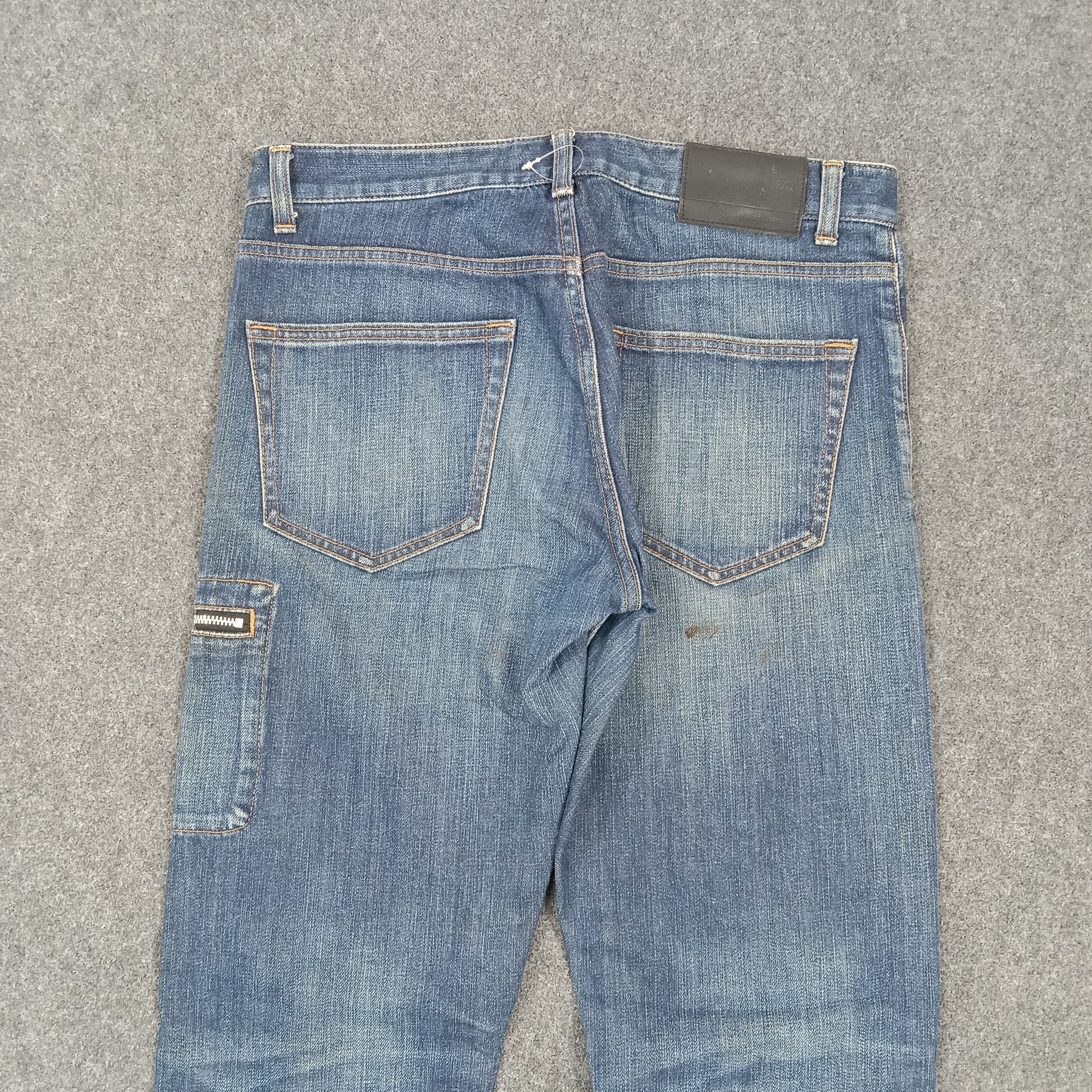 Uniqlo Uniqlo Undercover UU Slim Straight Denim Jeans C280N4 Size US 30 / EU 46 - 6 Thumbnail