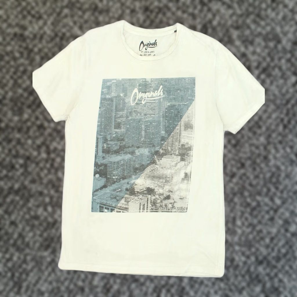 Jack & Jones JACK & JONES Womens T-Shirt Top XL White Cotton Graphic Size XL / US 12-14 / IT 48-50 - 1 Thumbnail