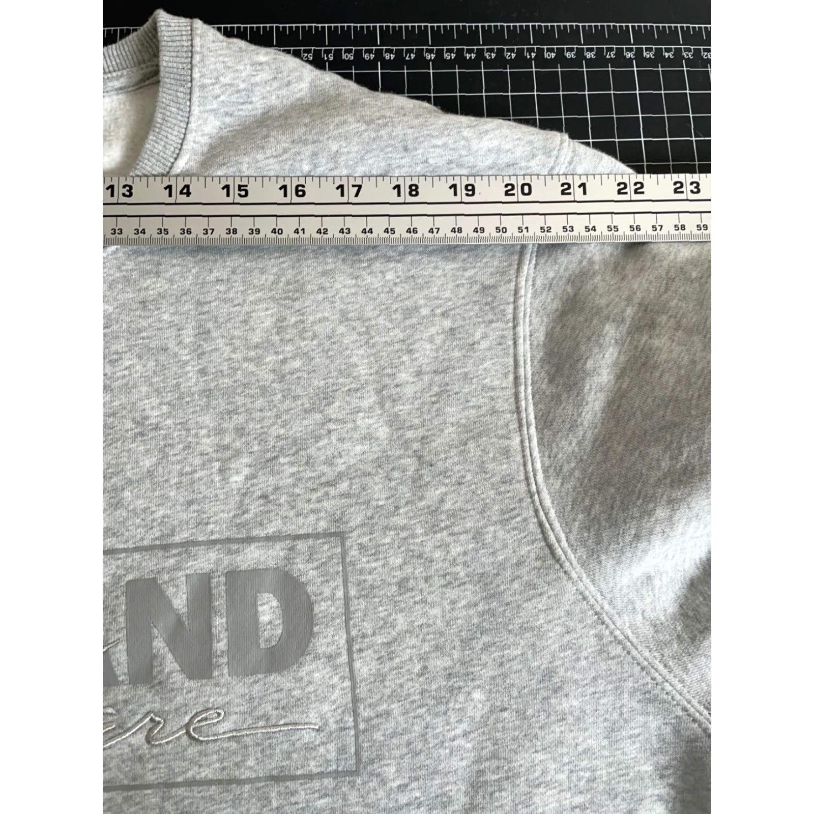 Vintage Kirkland Signature Logo Crewneck Sweatshirt Adult 2XL Heather Gray Cotton Polyester | Sweatshirt | Mens | 2XL | Logo | Retro | Fall Winter | Pullover Size US XXL / EU 58 / 5 - 7 Thumbnail