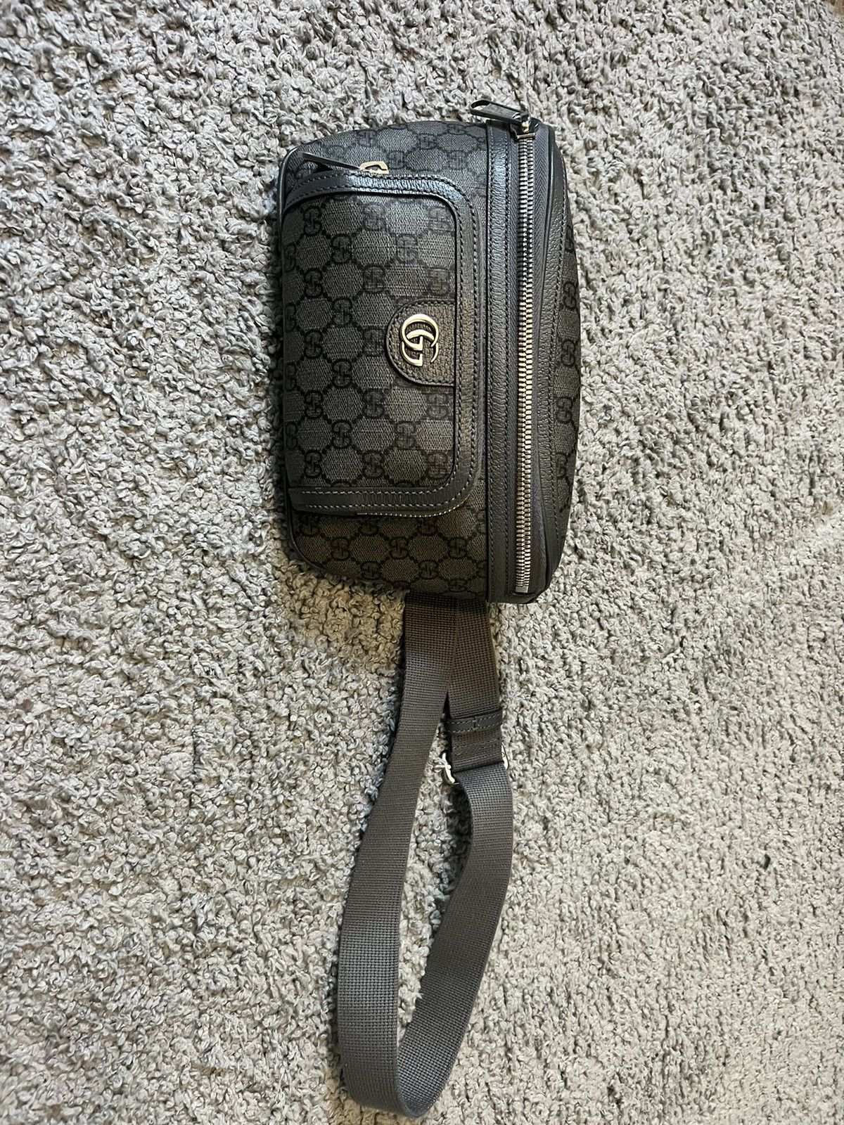 image of Gucci Men’S Ophidia Belt Bag in Grey, Men's