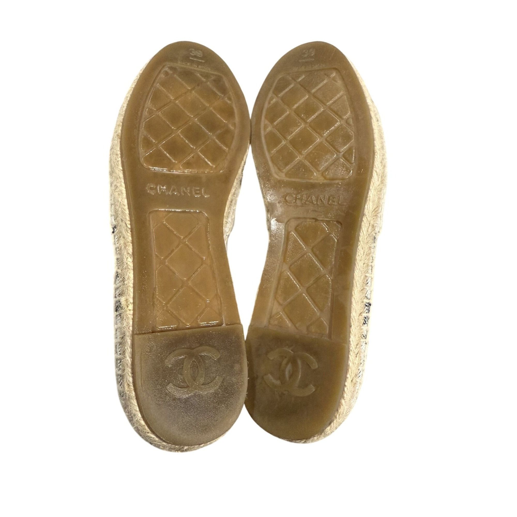 Chanel Chanel Espadrille Flats Canvas & Leather CC Logo Design Blac Size US 9 / IT 39 - 6 Thumbnail