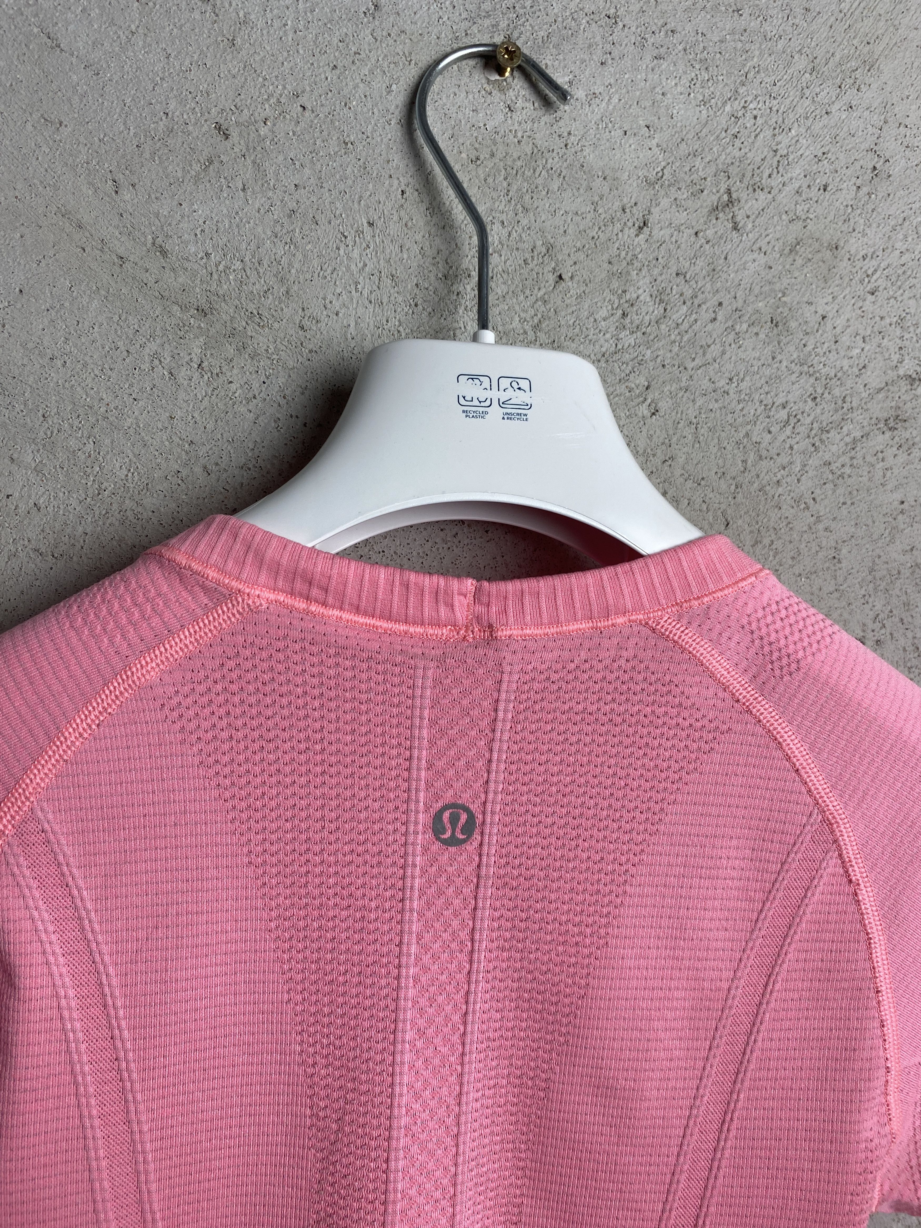Lululemon Lululemon Swiftly Tech t-shirt tee yoga gym pilates Size M / US 6-8 / IT 42-44 - 4 Thumbnail
