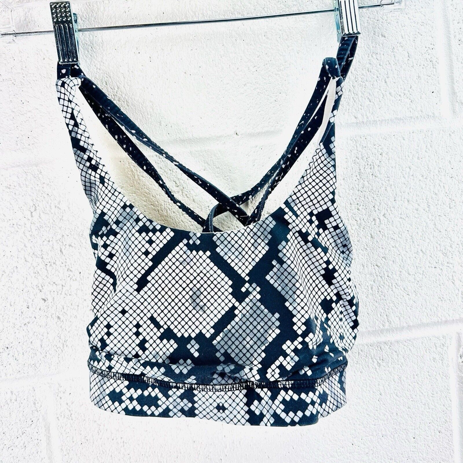 Lululemon Lululemon Energy Bra Snake Skin Animal Print Strappy Back 6 Size S / US 4 / IT 40 - 1 Thumbnail