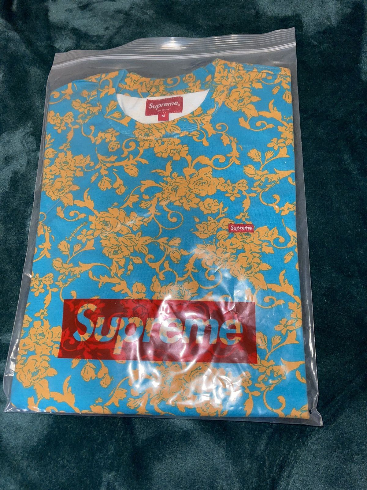 Supreme Supreme Small Box Tee (SS20) Size US M / EU 48-50 / 2 - 1 Thumbnail