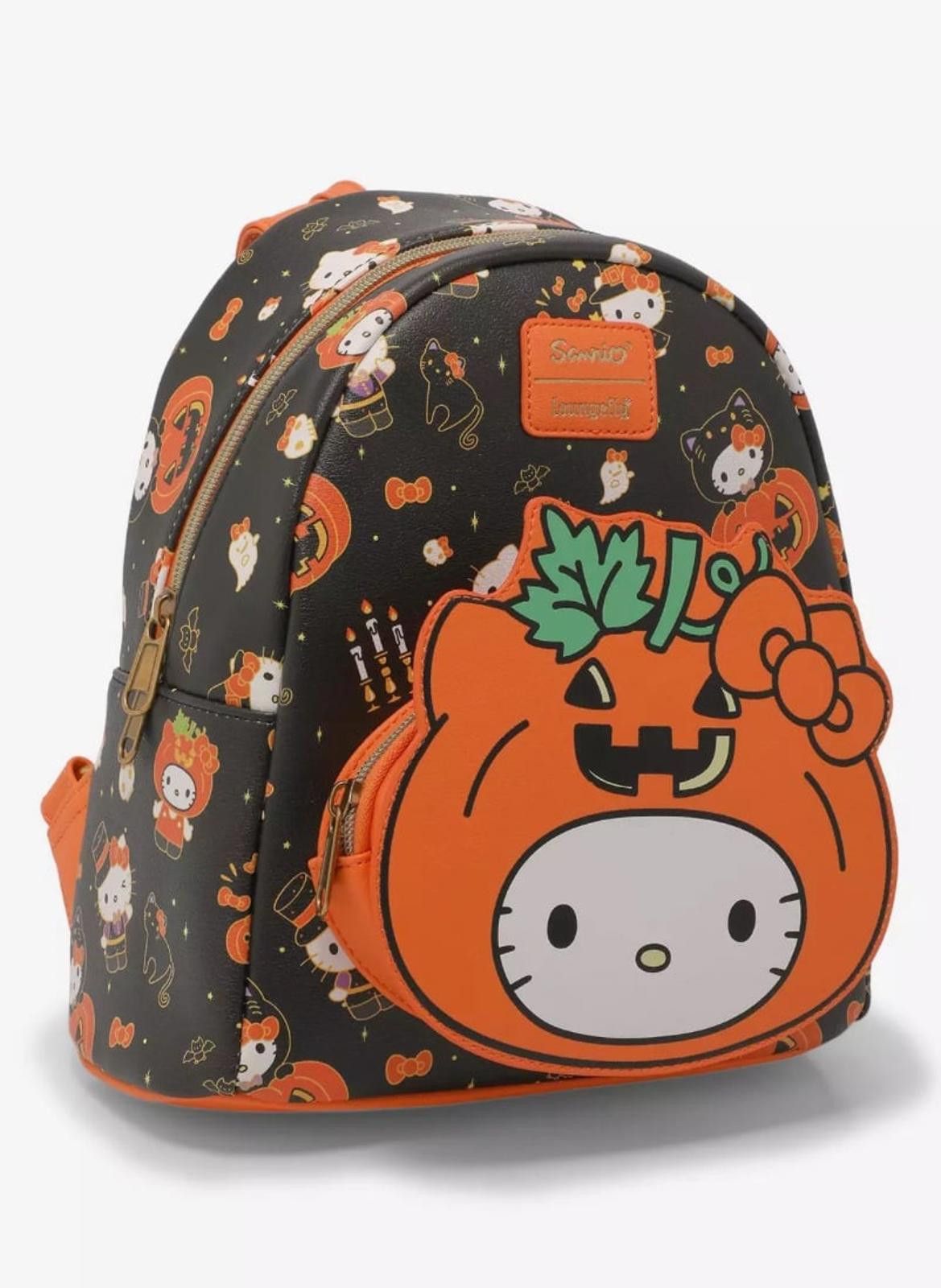 Loungefly Hello Kitty Pumpkin Mini Backpack NWT display picture 3