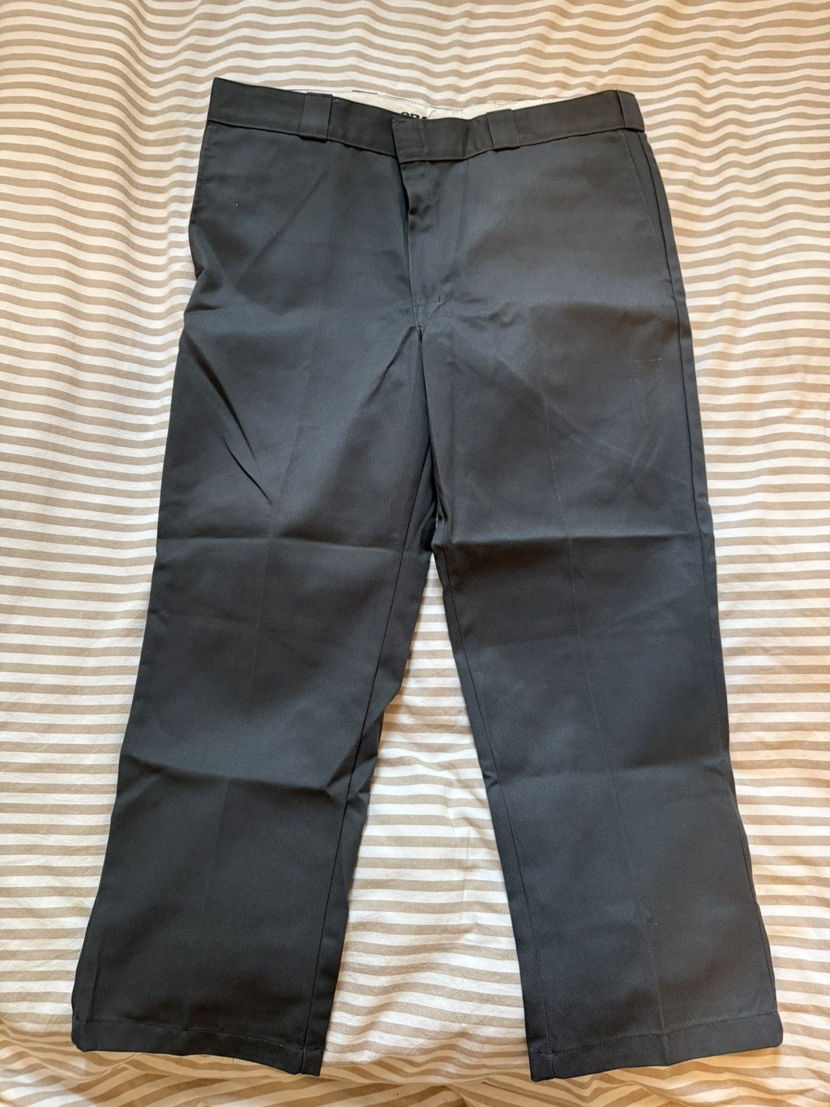 Dickies Straight Legged Pants | size 38x28 Size US 38 / EU 54 - 1 Thumbnail