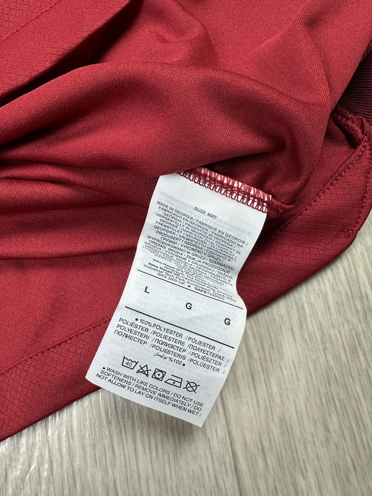 Nike Nike Liverpool LFC Jersey Soccer T-Shirt Size US L / EU 52-54 / 3 - 9 Thumbnail
