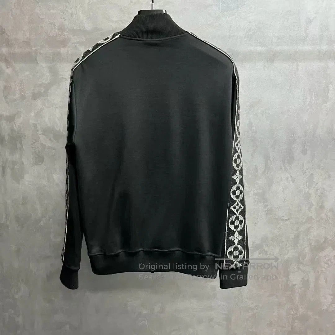 Louis Vuitton louis vuitton black logo sports jacket size M. Size US M / EU 48-50 / 2 - 2 Thumbnail