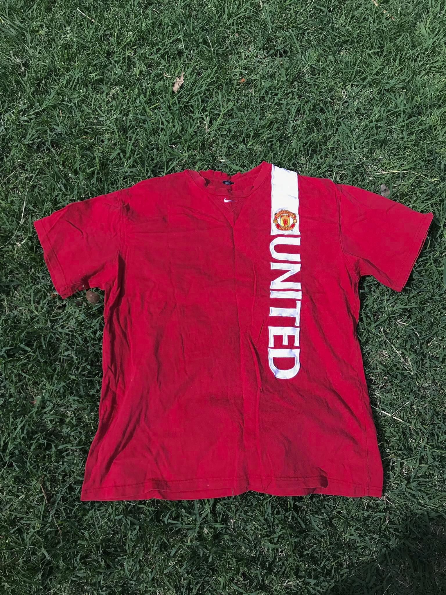 Nike Manchester United Nike Tee Size US L / EU 52-54 / 3 - 1 Thumbnail