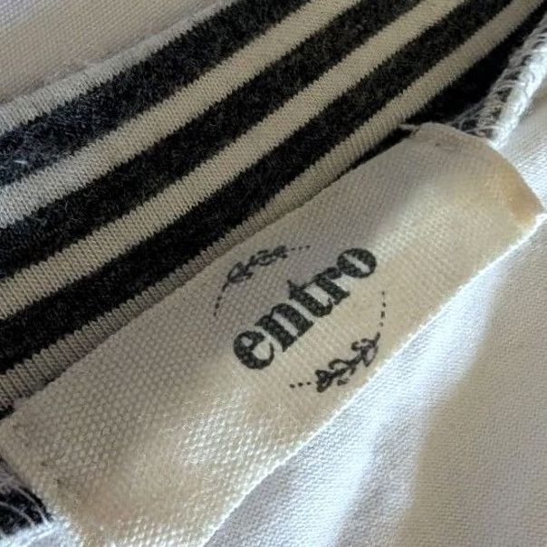 Nautica Entro Grey White Striped V-Neck Short Sleeve Bubble Hem Shirt Top Nautical Minimalist Jersey T-Shirt Womens M Glass Gray Size M / US 6-8 / IT 42-44 - 6 Thumbnail