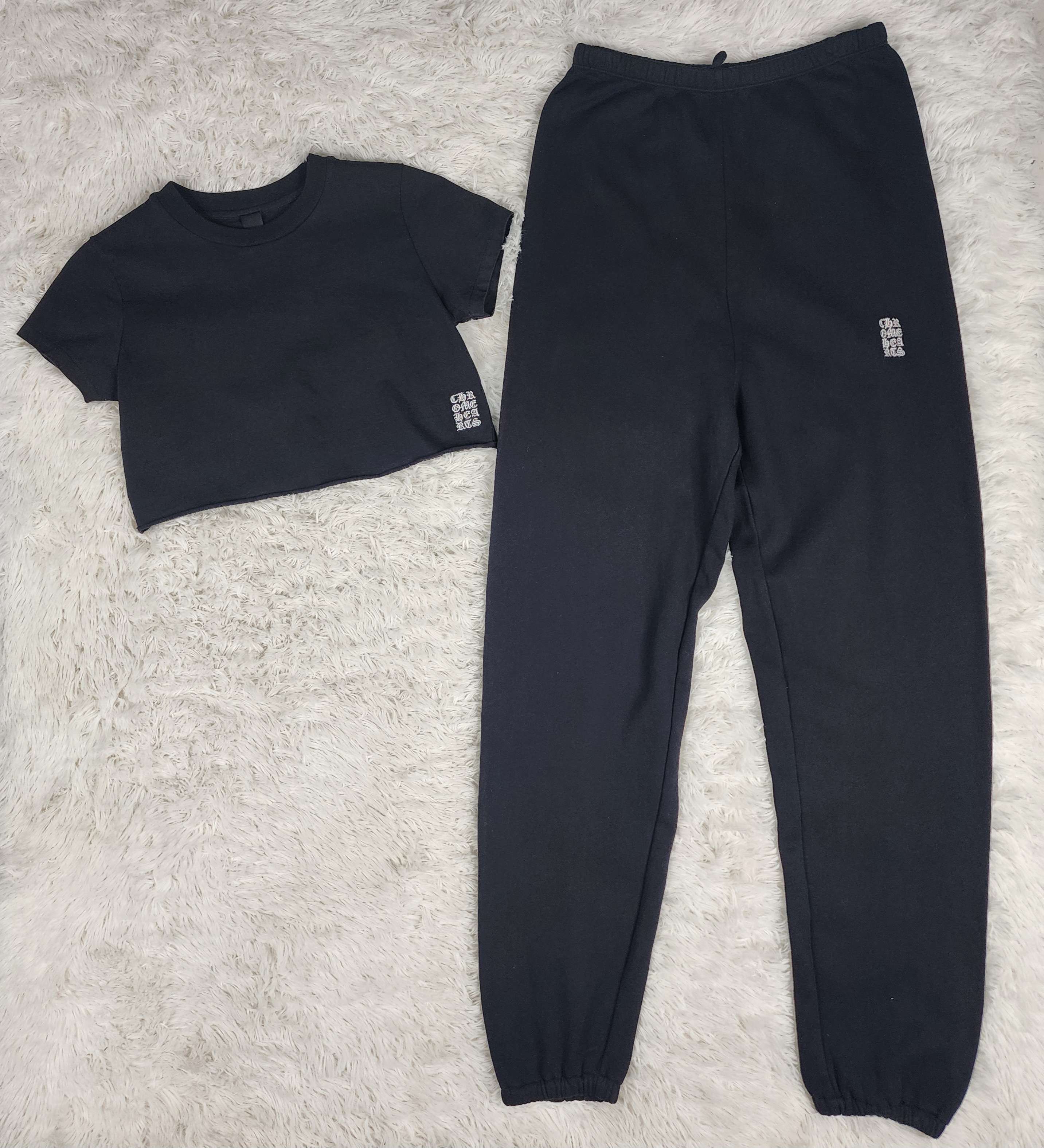 Chrome Hearts Chrome hearts crop top and sweatpants script logo set Size 28" / US 6 / IT 42 - 1 Thumbnail